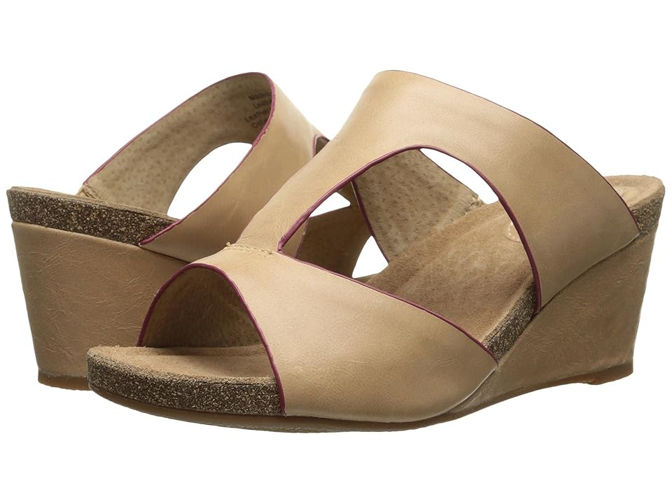 

SoftWalk Jermaine (Bisque/Magenta Soft Dull Leather) Women's Wedge Shoes