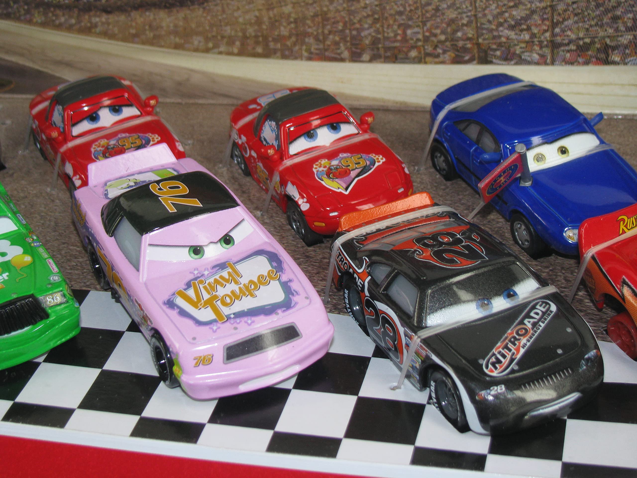 Amazon.com: Disney Cars Piston Cup Race Diecast 11-pk Lightning