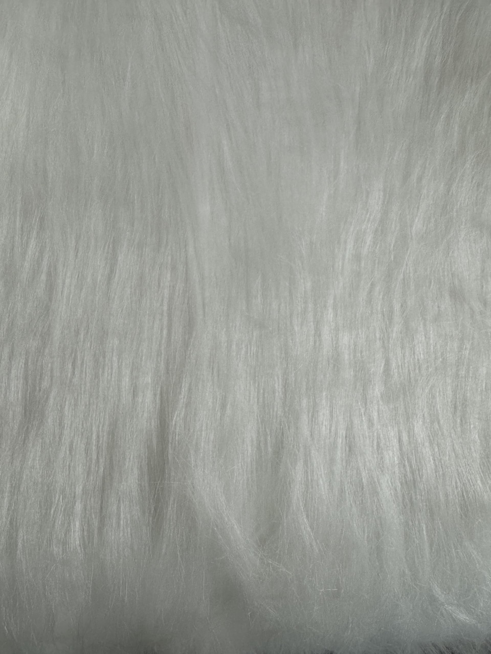 ロングパイルファンフェイクファー生地素材 - ブライトホワイト