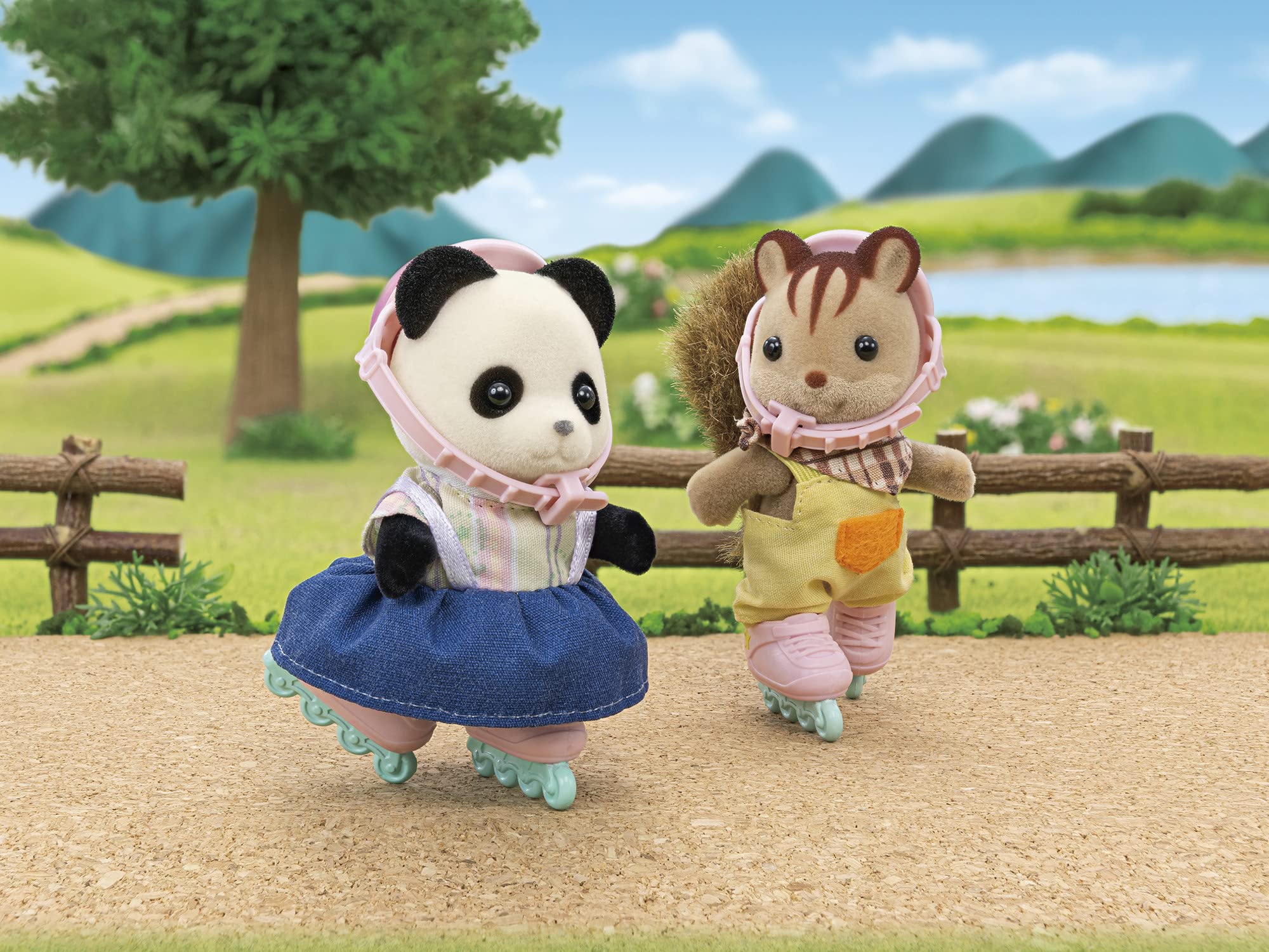 Pookie Panda - Juego de ciclismo y patinaje para niña, juego de casa de muñecas con figura y accesorios 7