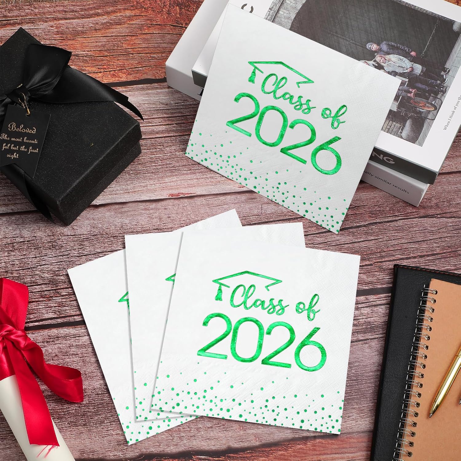 100Pcs Class of 2026 Graduation Napkins, Disposable Congrats Grad Paper Cocktail Napkins Square Foil Dot Hand Towels for 2026 School University College Graduation Party Decorations（White Green）