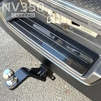 Amazon | NV350 キャラバン E26 前期 後期 リアバンパー