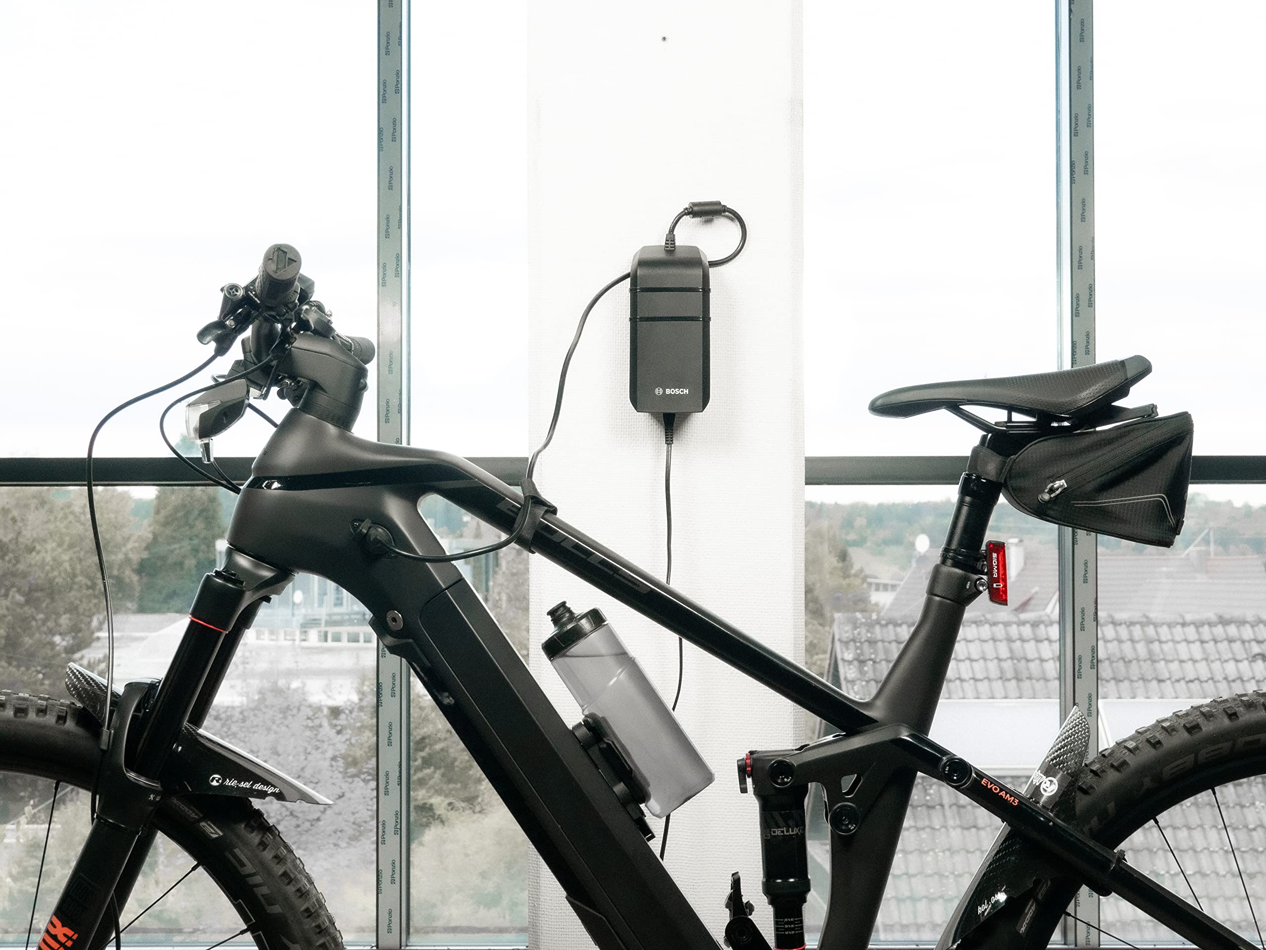 halterung ladegerät e bike E-bike Wandhalterung passend passend für Bosch Smart, Bosch, Shimano, Brose, Yamaha ect. Sport & Freizeit 25 - 60 CUBE Hybrid 2020 Motorabdeckung Liefern von:EU