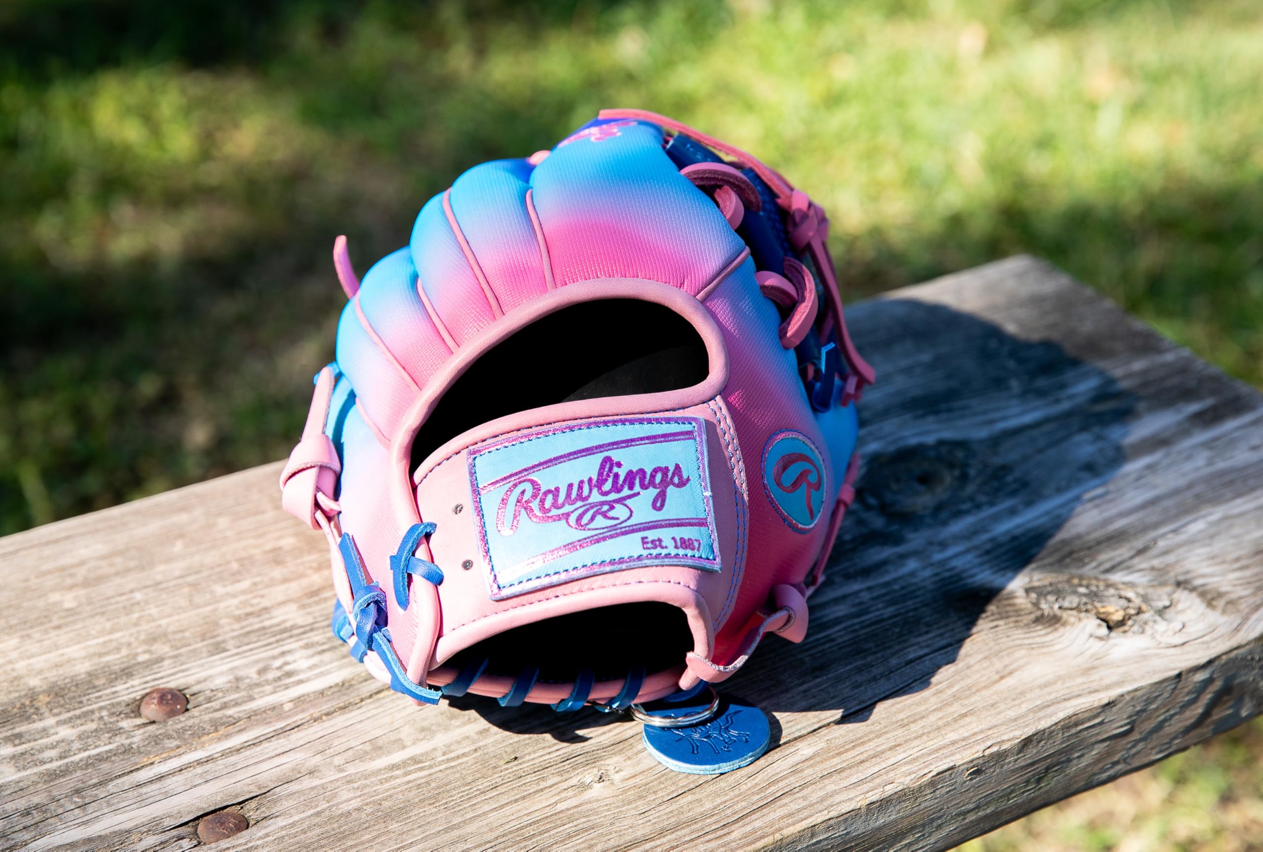 Amazon.co.jp: ローリングス | Heart of The Hide 野球グローブ