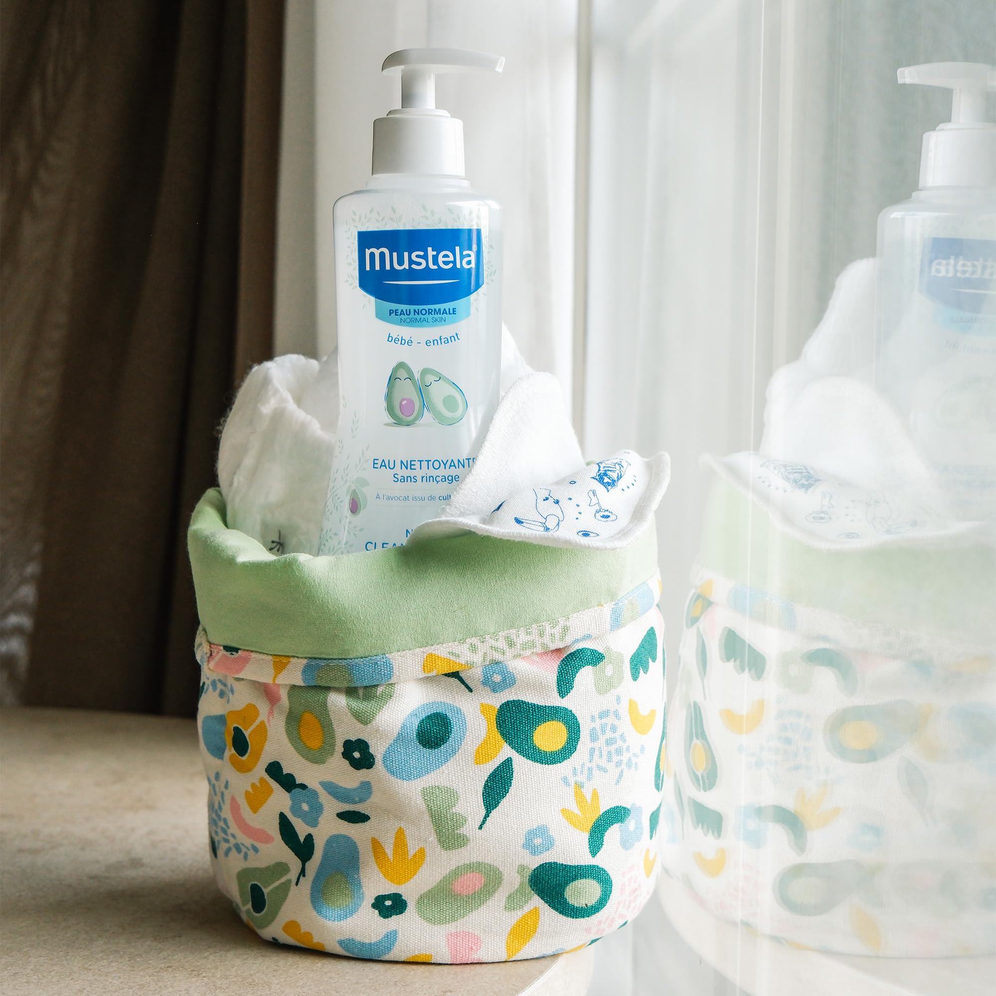 Mustela Woda czyszcząca z awokado bez spłukiwania, 500 ml