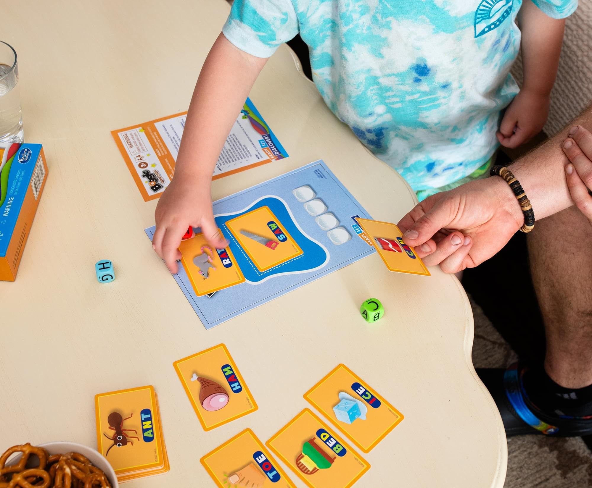 Boggle First Words Kid's Matching Card Game - Image 6