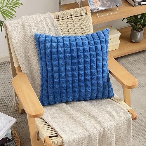 Miniatura 102 de FUTEI Juego de 2 fundas de almohada decorativas color camello de 18 x 18 pulgadas, fundas de cojín cuadradas, piel sintética de conejo esponjosa