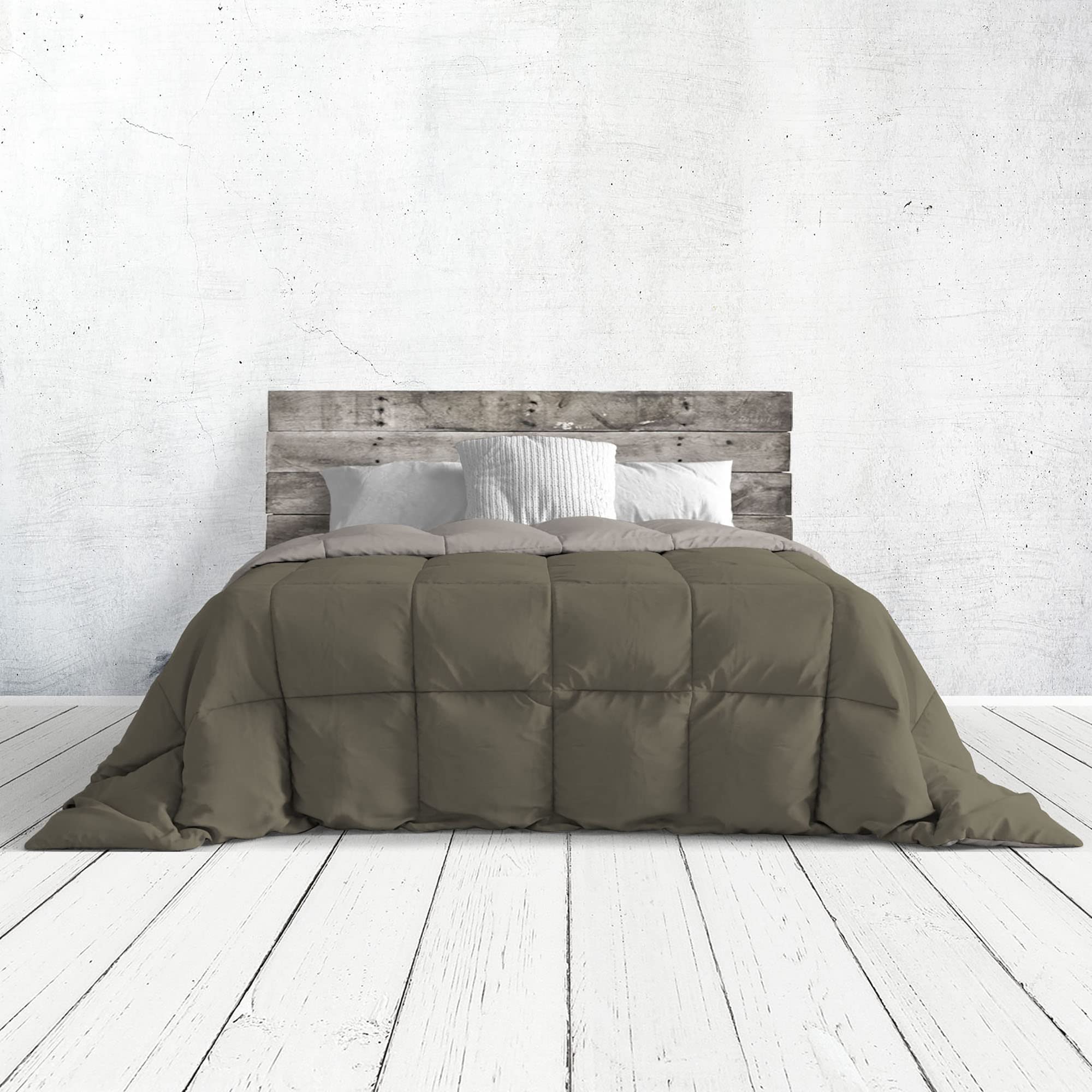 Italian Bed Linen Romantic Summer Quilt, Plain, Romantic, Stone/Champagne, 260 x 260 cm