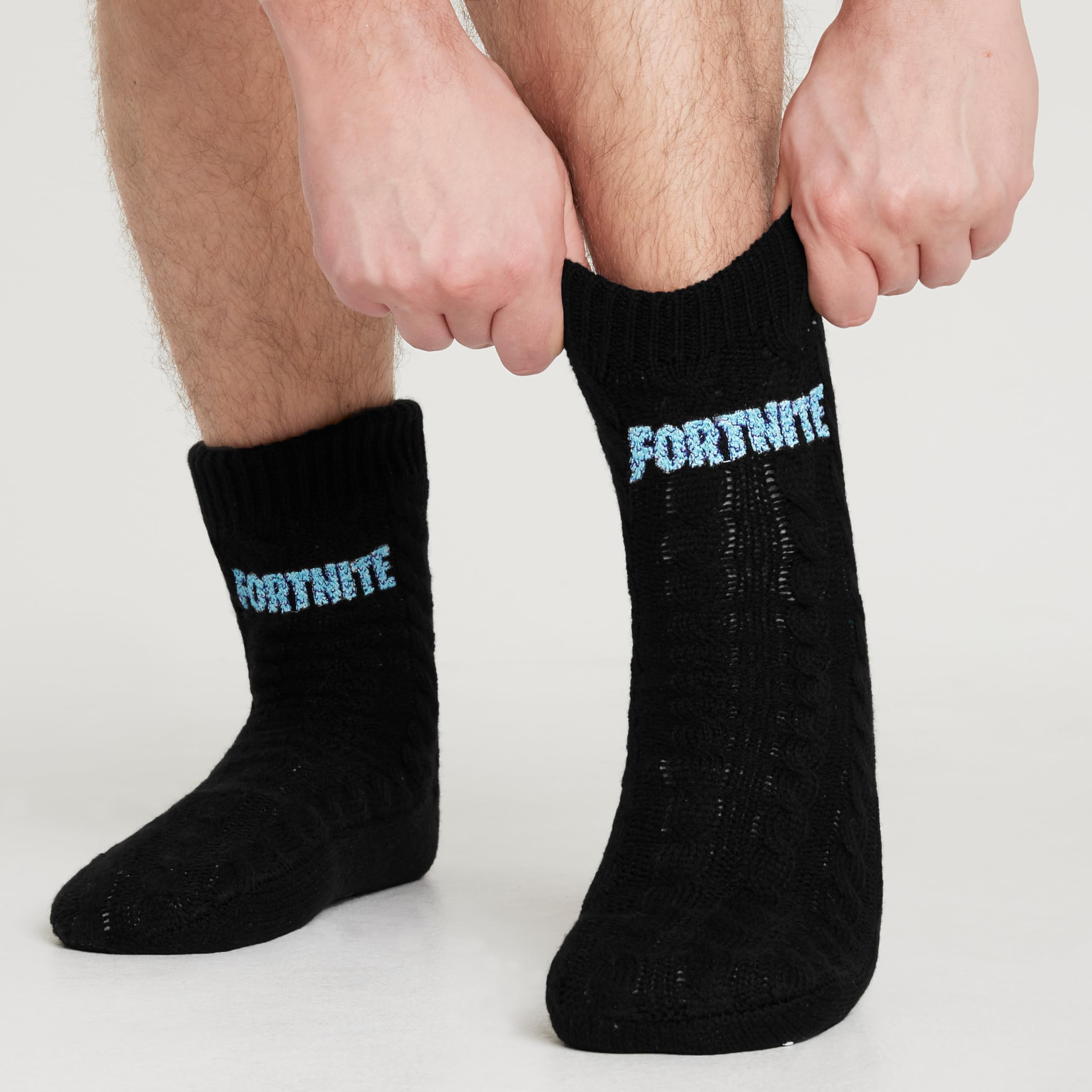 Fortnite Chaussons Chaussettes Homme Hiver, Chaussettes Antidérapantes Homme, Idée Cadeau Gamer Adulte Ado Taille Unique