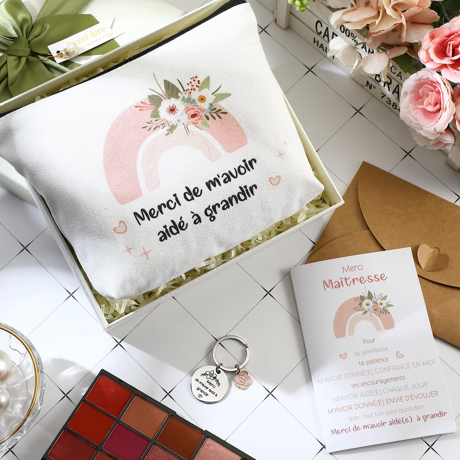 Cadeau de Remerciement pour Maîtresse Professeur 4 Pièces Trousse de Maquillage Porte-Clés Carte Arc-en-Ciel avec Enveloppe