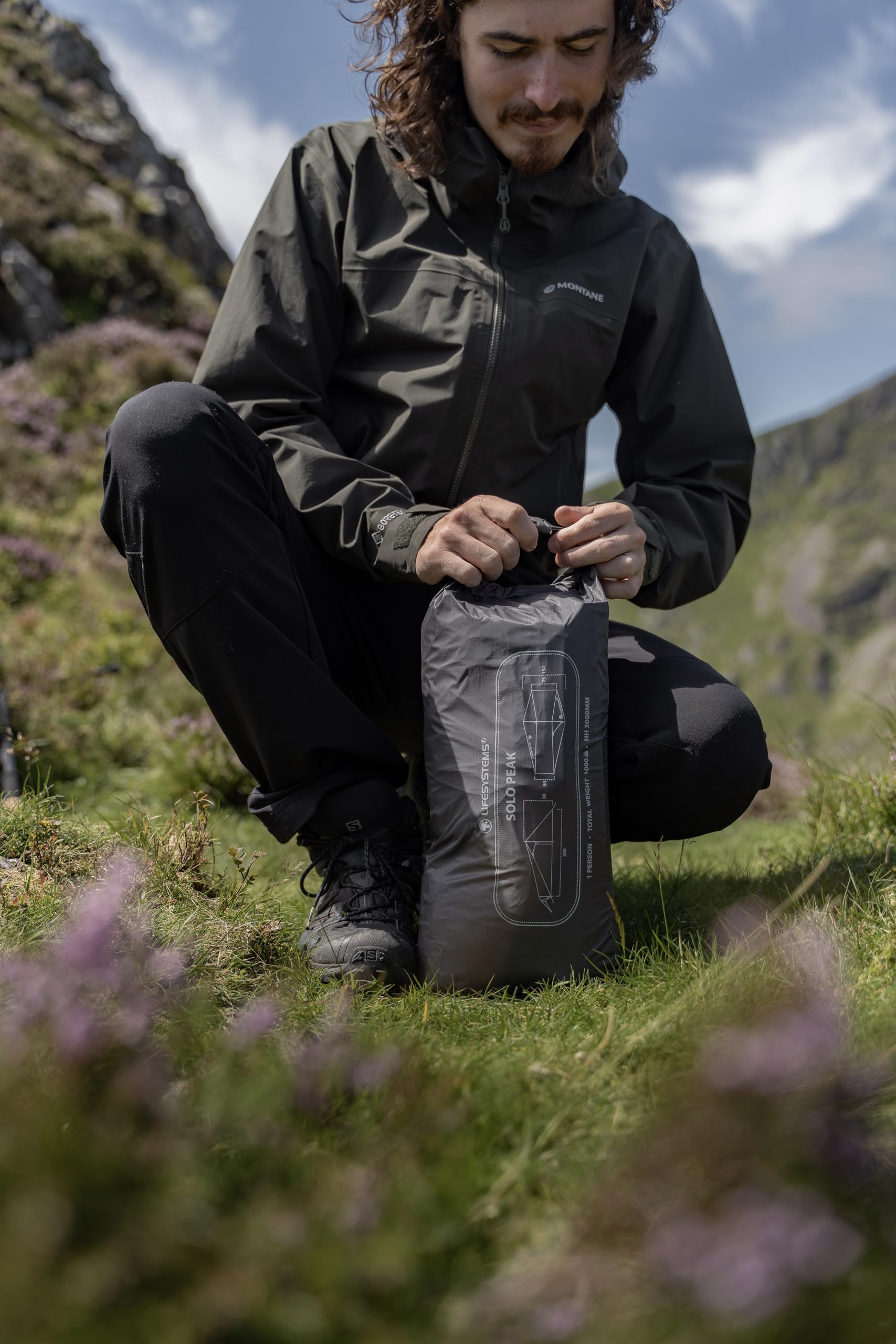 Lifesystems Solo Peak ultralekki namiot 3000 mm HH, całoroczny, 1-osobowy namiot Fast-Pitch do szybkiego pakowania, bikepackingu, dzikiego biwakowania, wędrówek i imprez