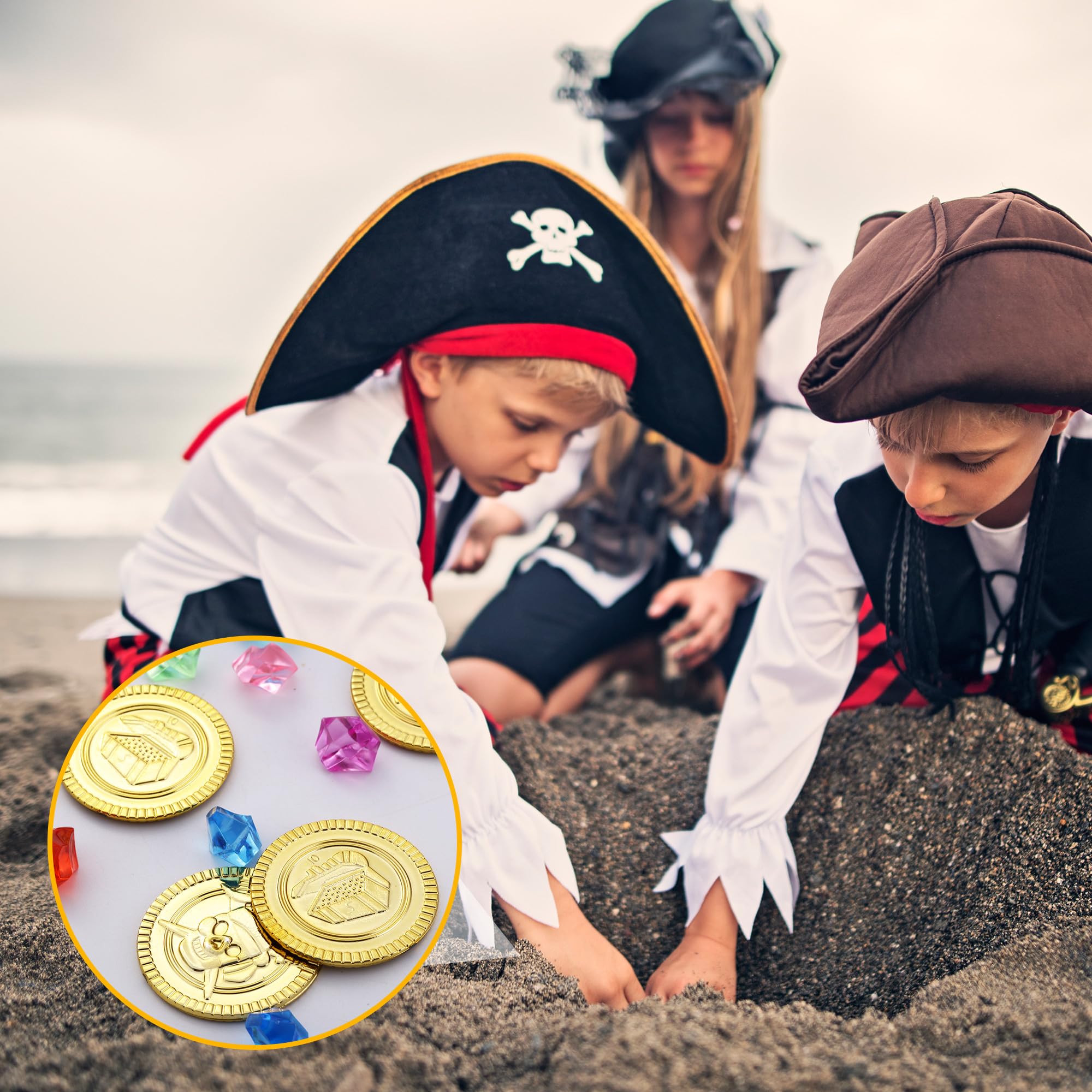 320 Pezzi Tesoro Pirati Giocattolo, 160 Pezzi di Monete d'oro e 160 pezzi di Gemme dei Pirati, Adatti per la Caccia al Tesoro della Festa di Compleanno dei Bambini, Halloween, Regali Decorativi