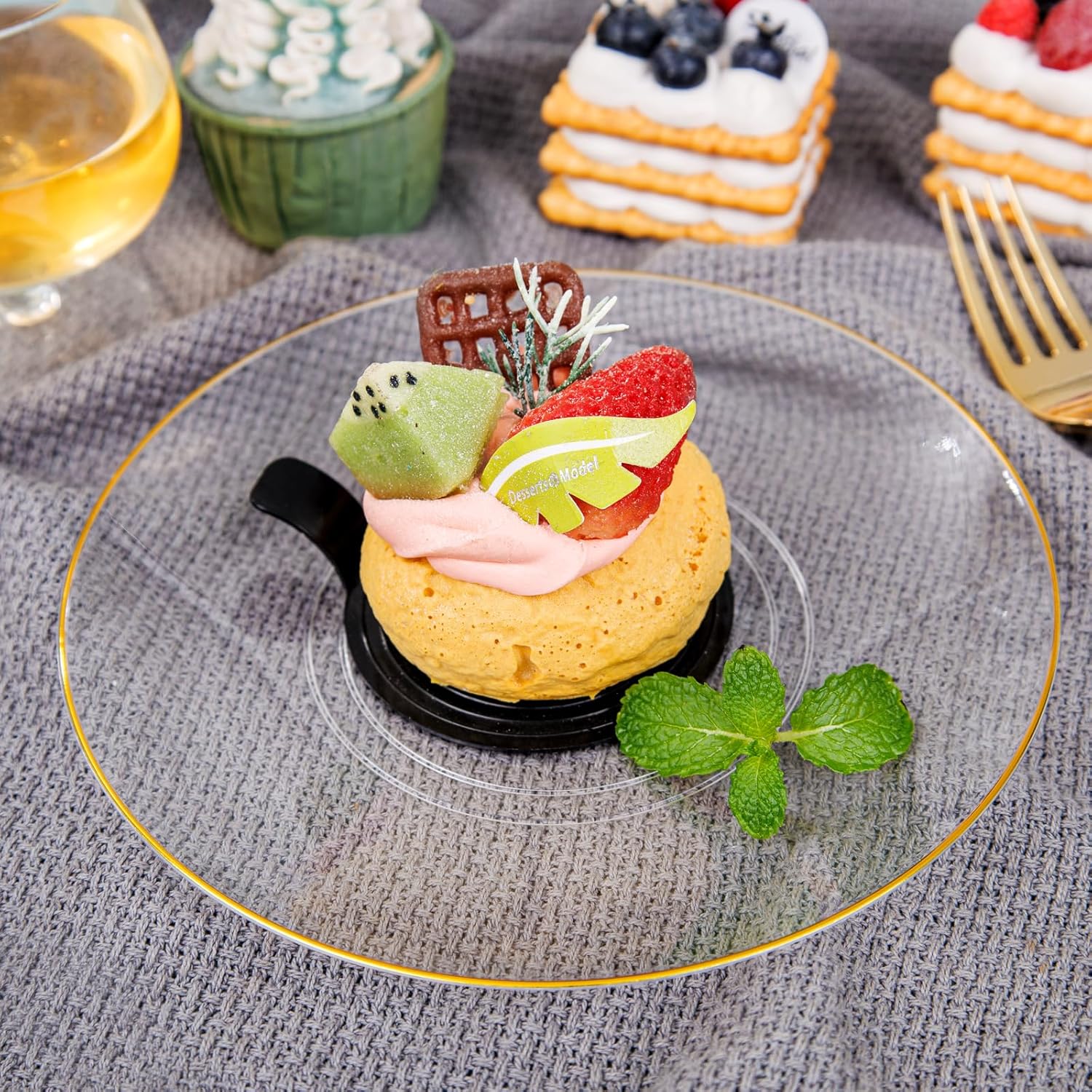 Nervure 100Pieces Clear and Gold Rim Plastic Plates - 7.5inch Disposabl Salad Dessert Plate - Clear and Gold Party Plates Ideal for Wedding & Party - Image 7