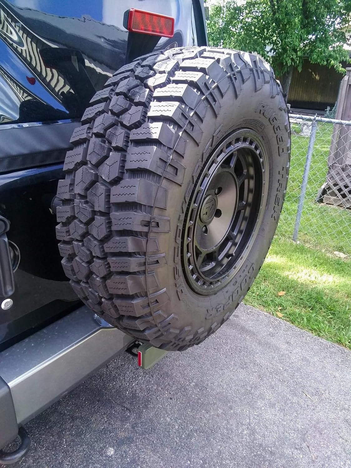 WeiSen Spare Tire Carrier Spacer kit Compatible with Jeep Wrangler JK TJ YJ 1987-2018 Up to 33" Tires(Black)