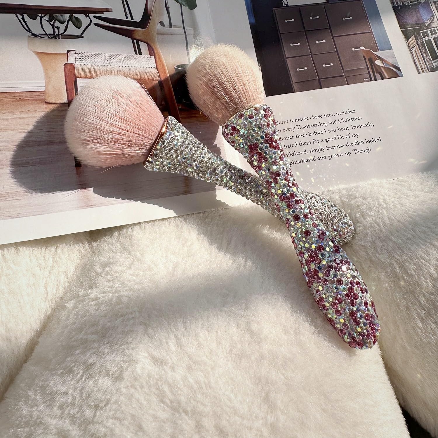 Pinceau de maquillage rétractable avec couvercle en strass brillants, brosse de maquillage portable avec poils doux (rose)