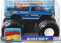 Hot Wheels Monster Trucks, Oversized Monster Truck, 1:24 Scale Die-Cast Toy Truck with Giant Wheels and Cool Designs