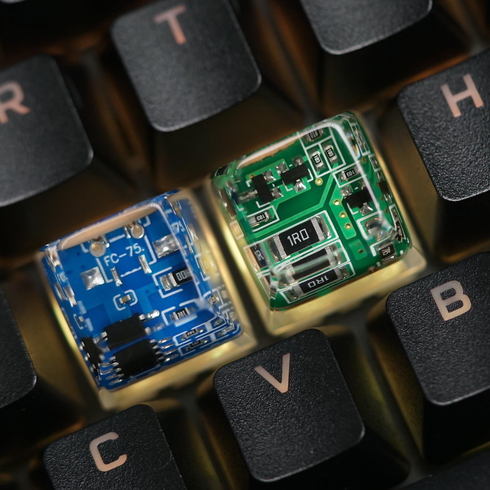 DATKEY Circuit Resin Artisan Keycaps - Cherry Profile, Aesthetic, Custom Designs - Circuit Gifts (DATKEY0773, SA) - 4