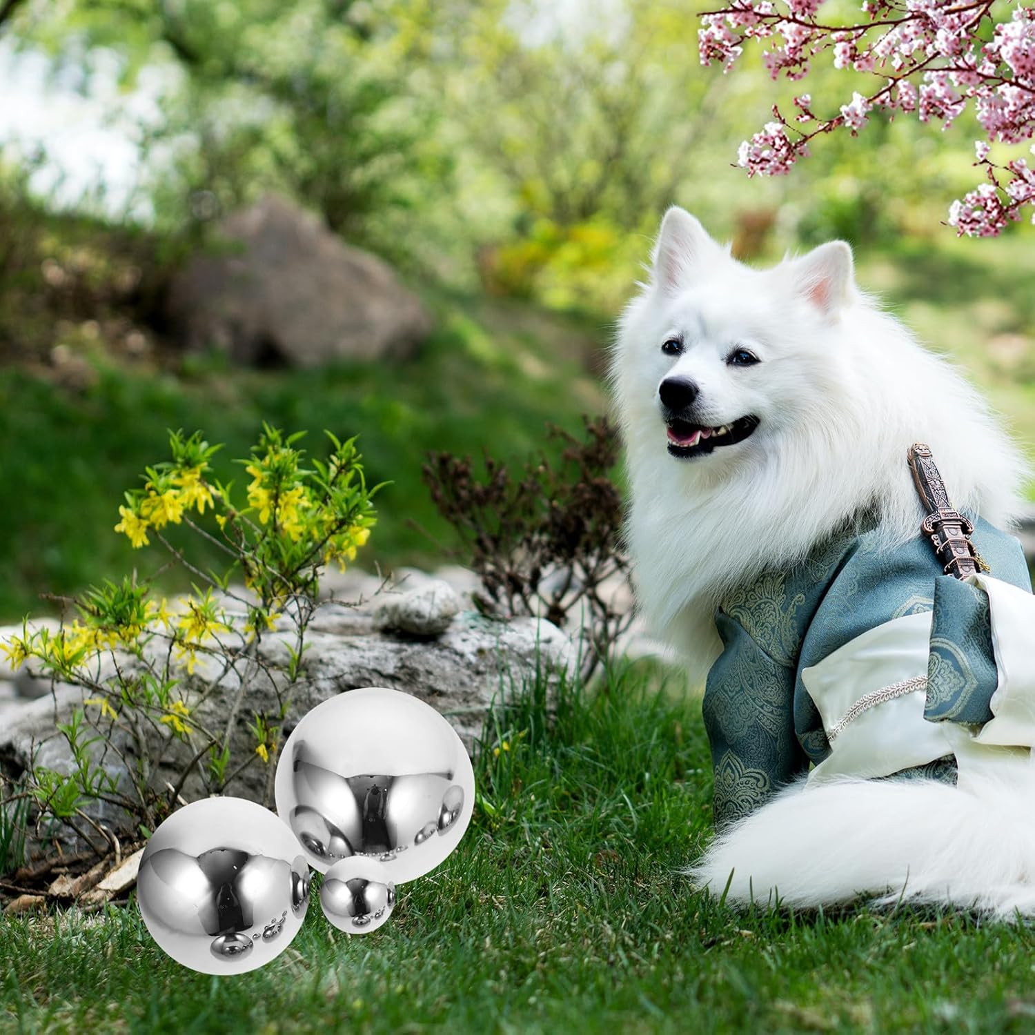 TOYANDONA 10pcs Hollow Floating Stainless Steel Gazing Balls Garden Reflective Globes Polished Mirror Spheres for Outdoor Lawn Pond and Pool Decoration