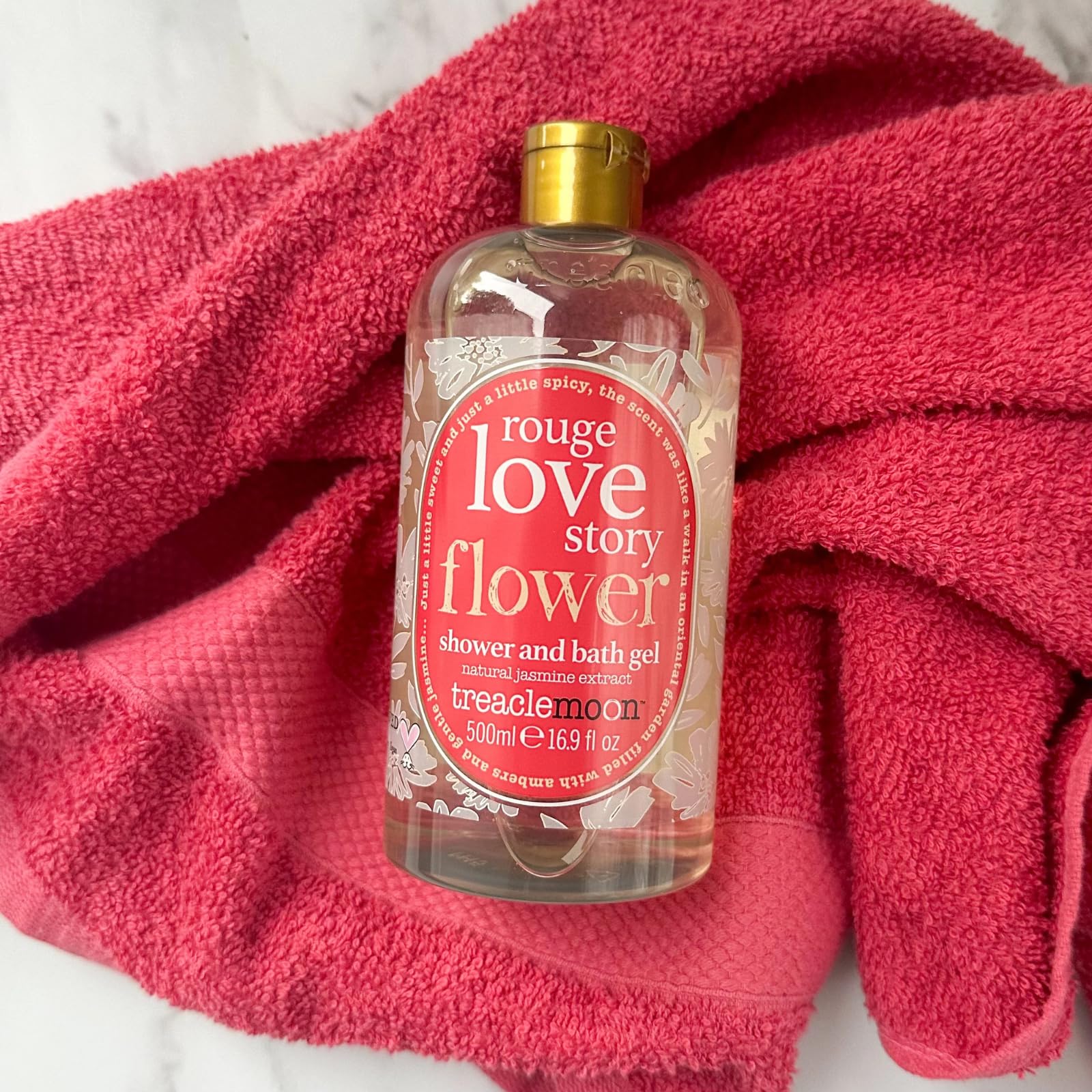 Treacle Moon Rouge Love Story Shower and Bath Gel 500ml with Soft White Bath Washcloth - Luxurious Floral Scented Body Wash Gift Set - Image 3