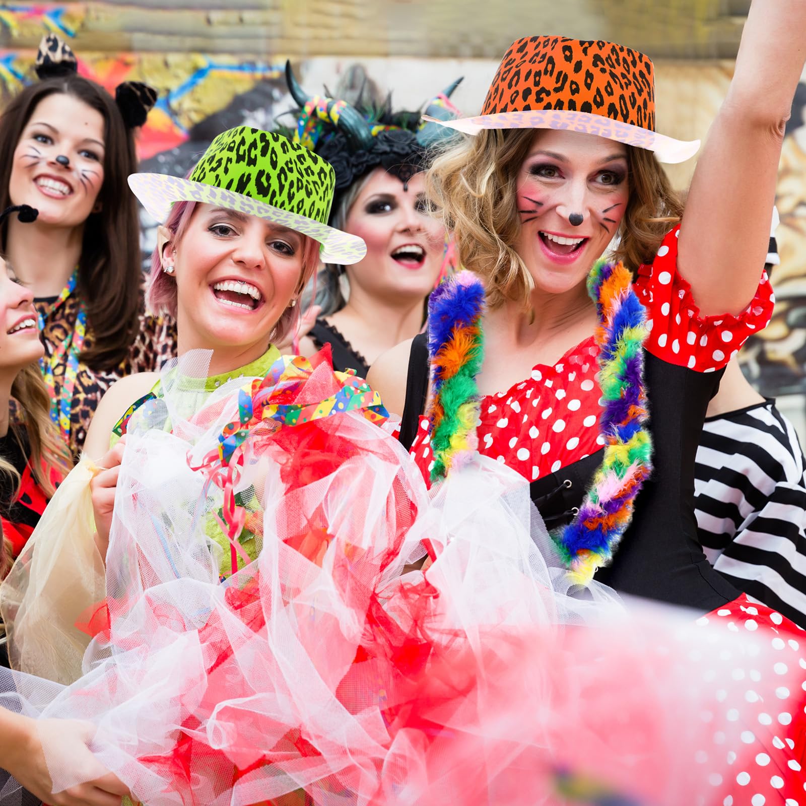 JaGely Paquete de 60 suministros de fiesta de neón que incluyen 30 sombreros de fiesta de plástico con estampado de animales de neón y 30 boas de plumas para cumpleaños, despedida de soltera, carnaval