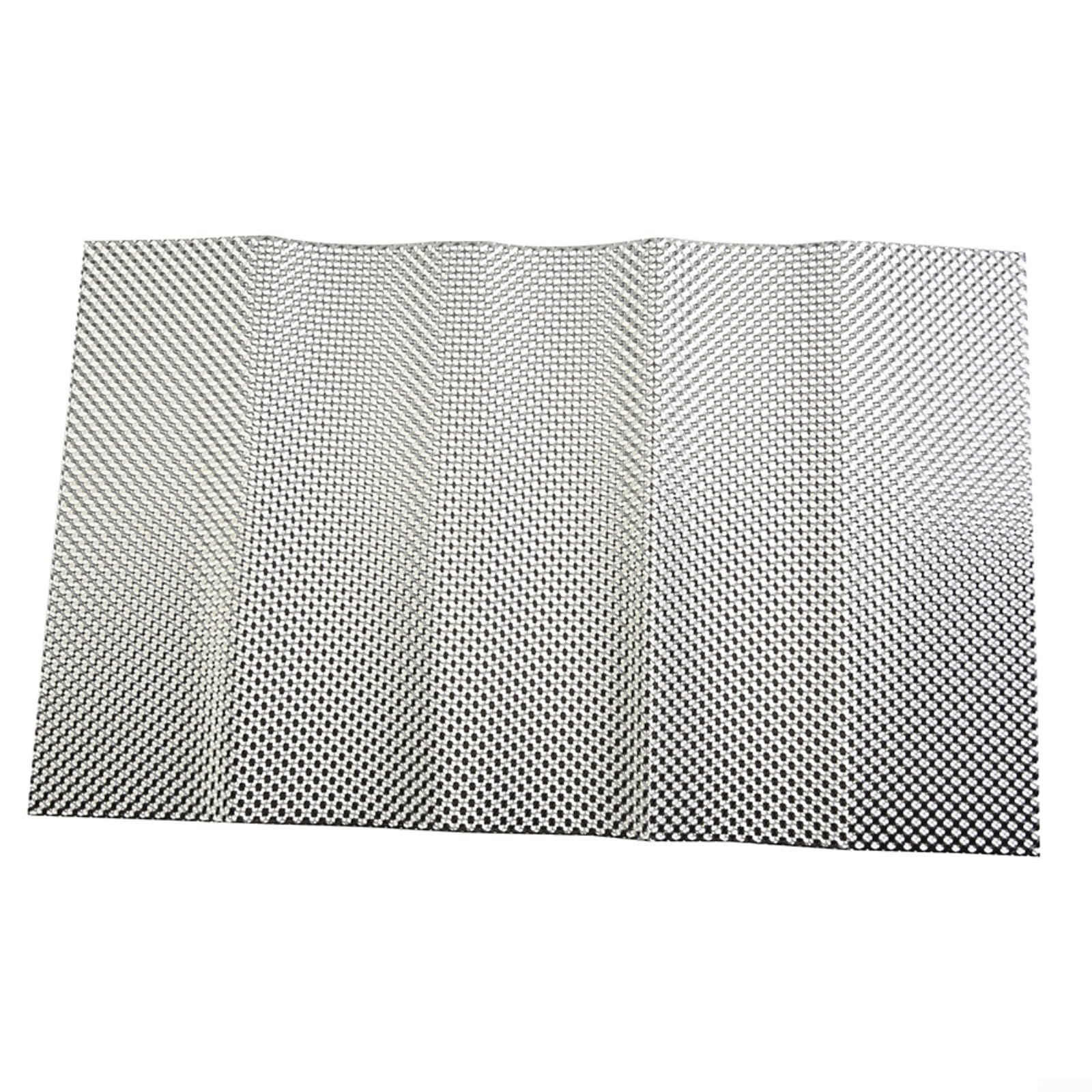 Escudo térmico de aluminio que reduce el calor en el compartimento del motor