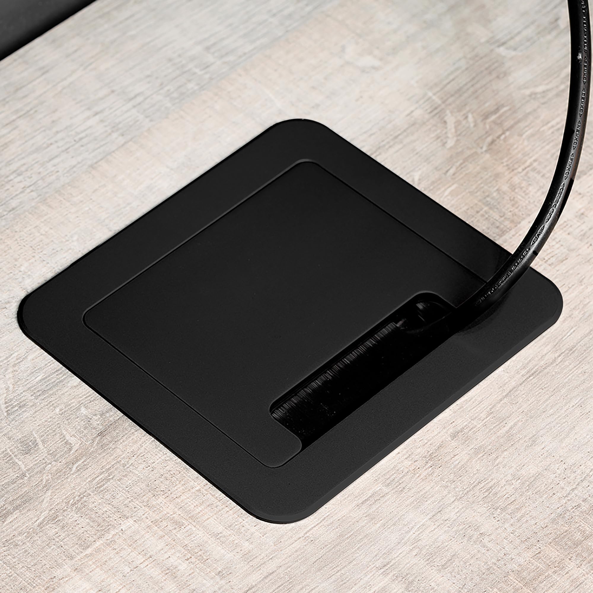 Emuca – ausziehbare und in den Tisch einlassbare Vielfachsteckerleiste, Mehrfachstecker (EU-Stecker Typ F, USB und HDMI), 145x130 mm, Schwarz