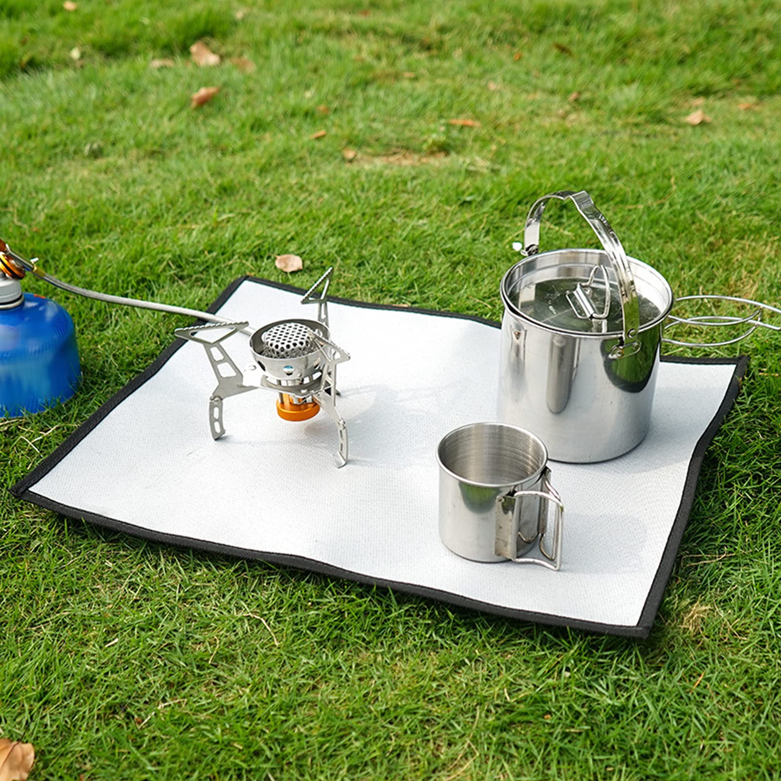 Tapis Ignifuge en Fiber de Verre recouvert de Silicone, Haute température, pour Camping en Plein air, Barbecue (Grande)