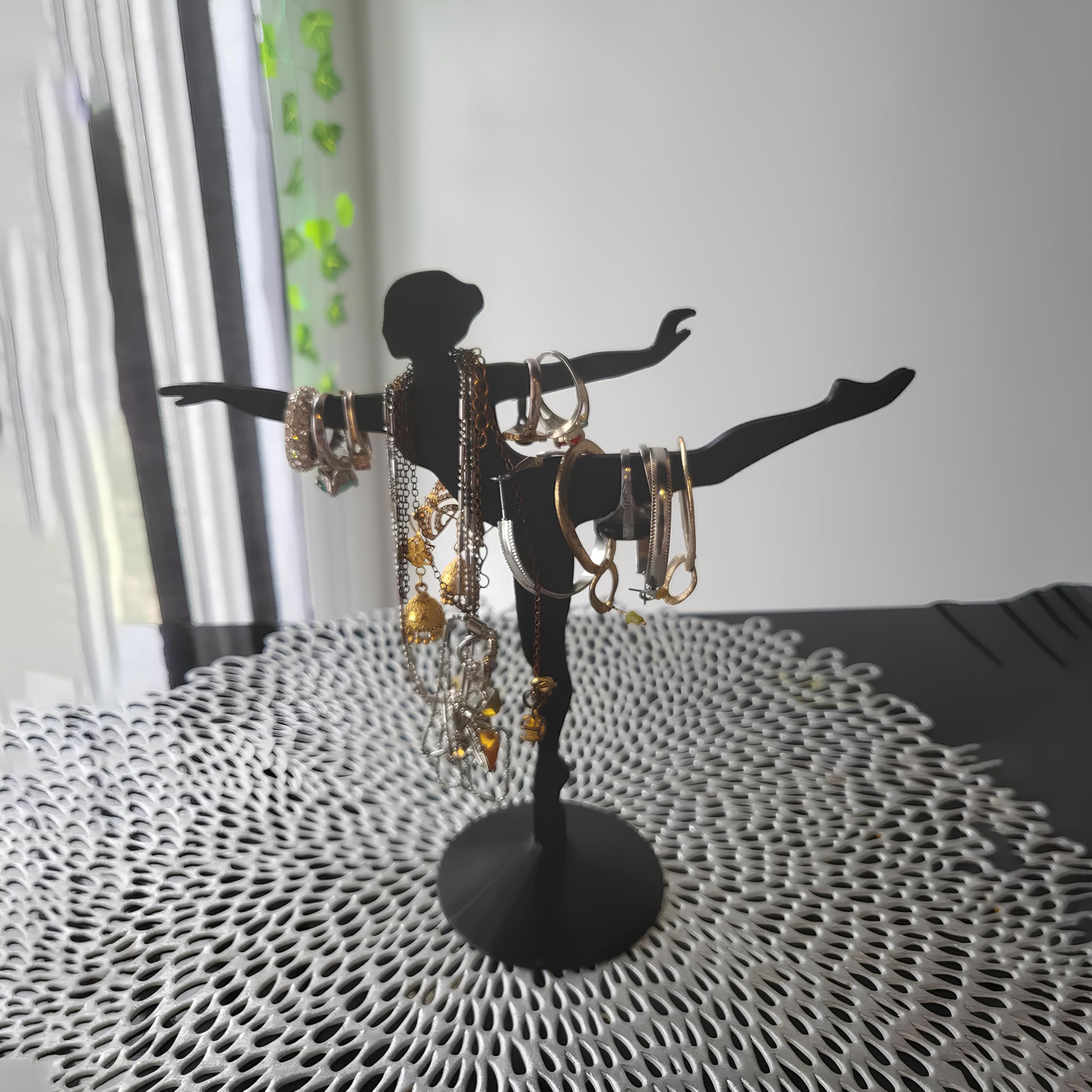 Kanji Balerin Takı Standı Siyah – Minimalist Küpe, Yüzük ve Kolye Düzenleyici | 3D Baskı Çevre Dostu PLA Takı Organizeri | 19 cm Yükseklik