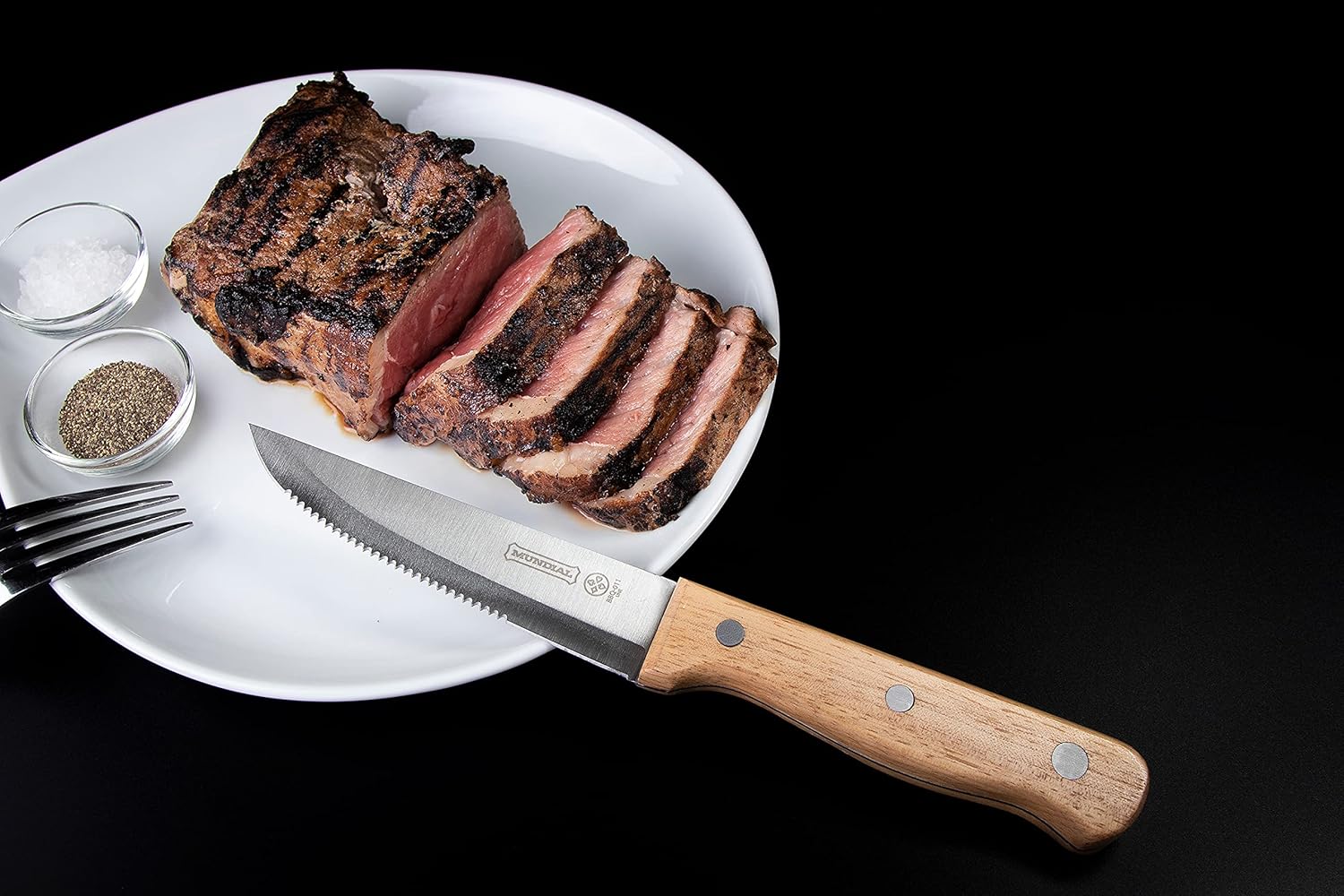 Mundial 5 inch Steak Knife Set of 6 pieces with Wood Handle