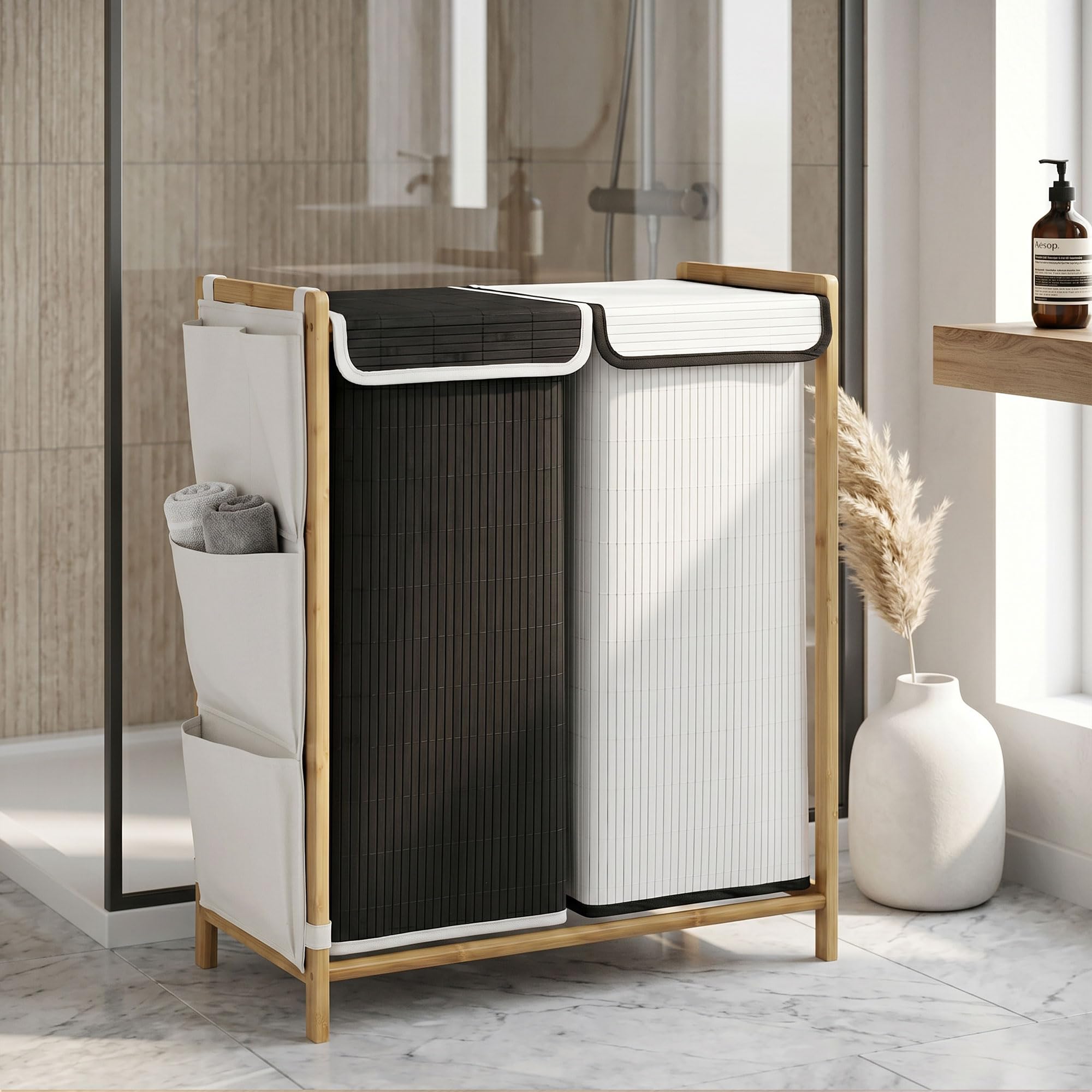 HOMCOM Cesto Portabiancheria 2 Scomparti 120L Coperchi Bambù Nero/Bianco | Tasche Laterali, Sacchi Estraibili, Grande Cesto Biancheria Sporca, per Camera da Letto e Bagno