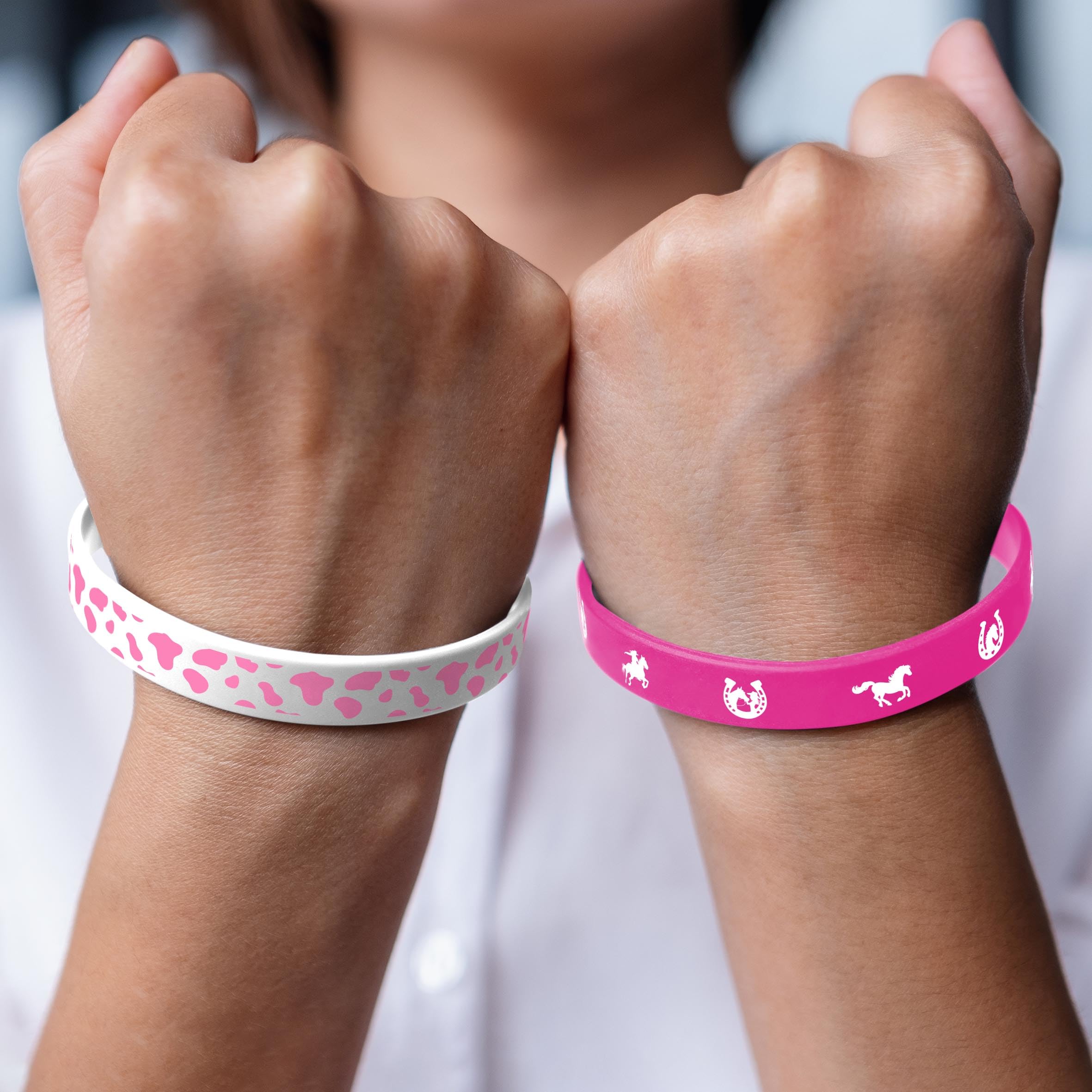 Lesnala 48 PCS Western party bracelets Cowgirl silicone wristbands Cowboy stretch rubber decoration for Themed Activity Birthday Supplies (6 styles