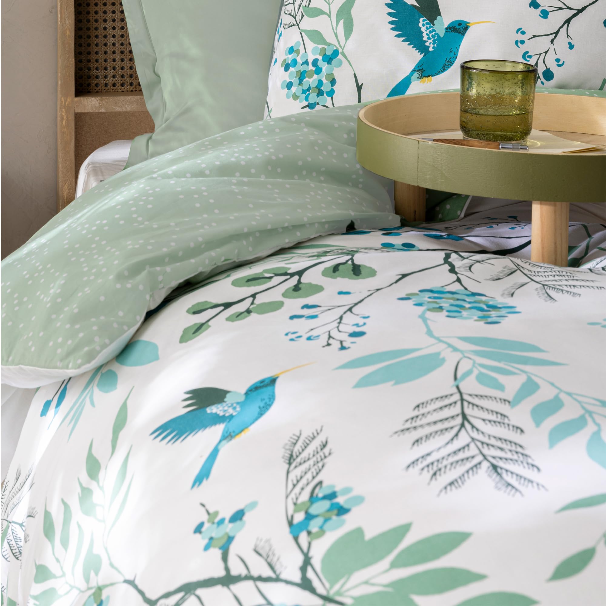 MATT & ROSE Paradis Parure de lit 2 Personnes | 100% Coton | Oeko-TEX | Housse de Couette 240x220cm + 2 Taies d'oreiller 65x65cm | Blanc