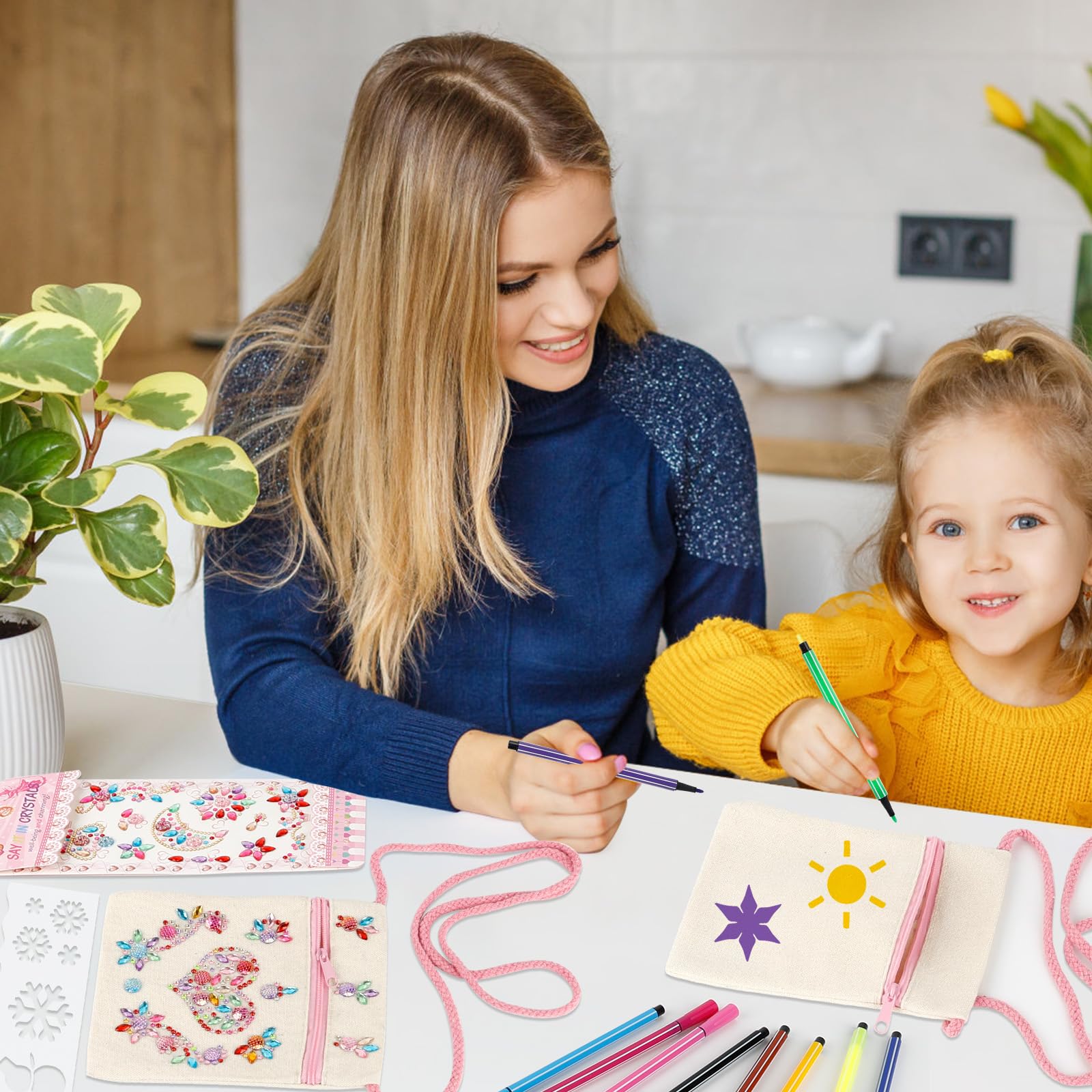 Stoffbeutel zum Bemalen für Kinder,Rosa Umhängegeldbeutel Kinder,Brustbeutel zum Bemalen mit 4 Aufkleber 8 DIY Malschablonen und 12 Buntstift,Kleine Schultertaschen für Schule,Party,Geschenk