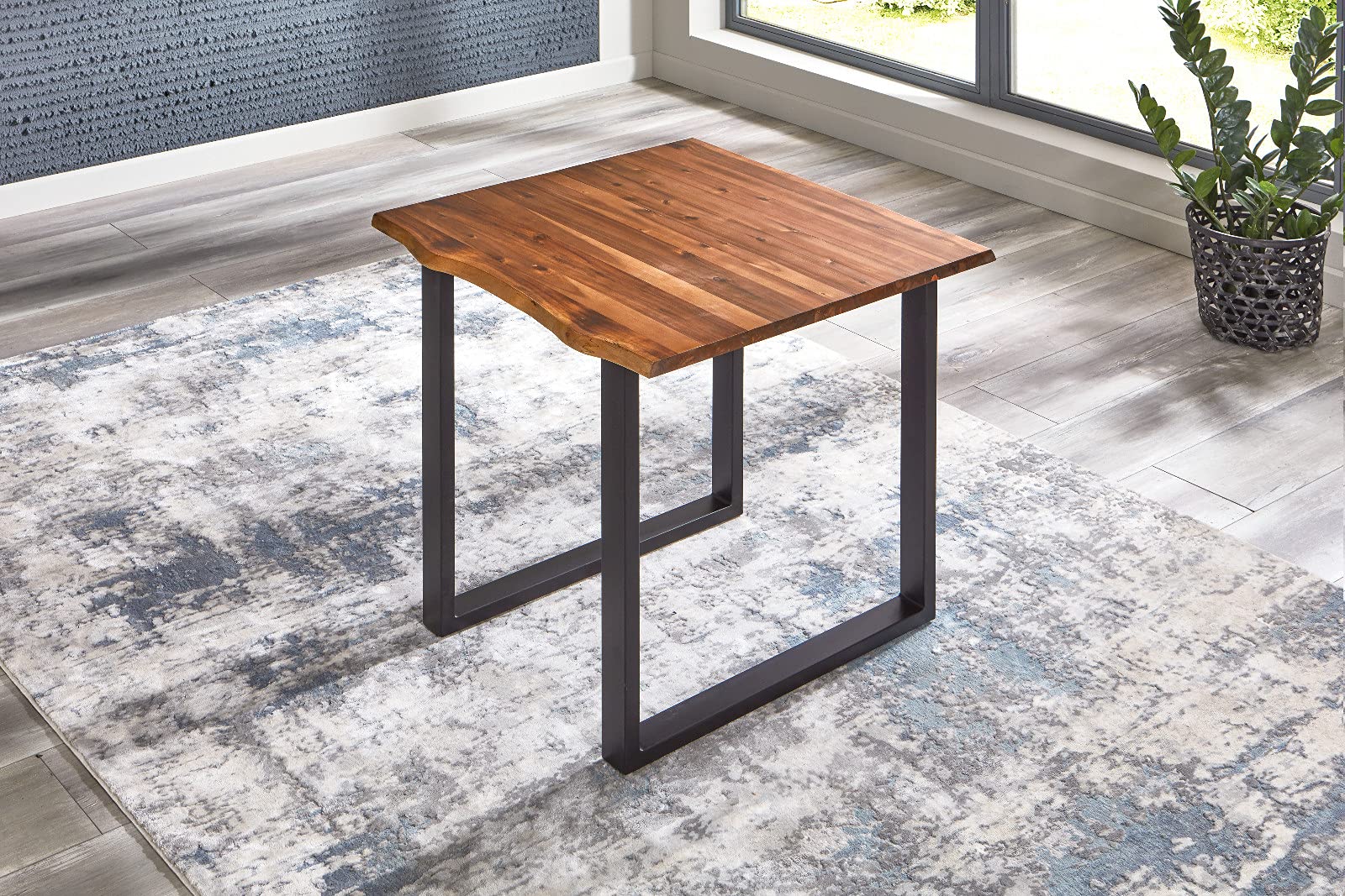 SAM Esstisch Esra 80x80 cm Akazie Cognac Baumkante Metallgestell schwarz