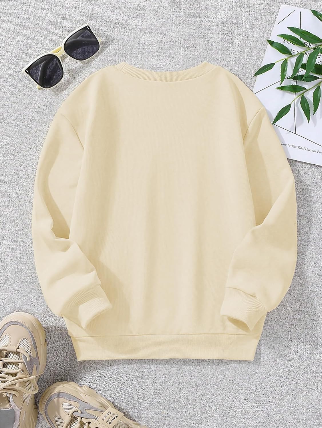 Girl's Cartoon Graphic Long Sleeve Crewneck Sweatshirts Drop Shoulder Cute Pullover Tops T Shirt - Image 2