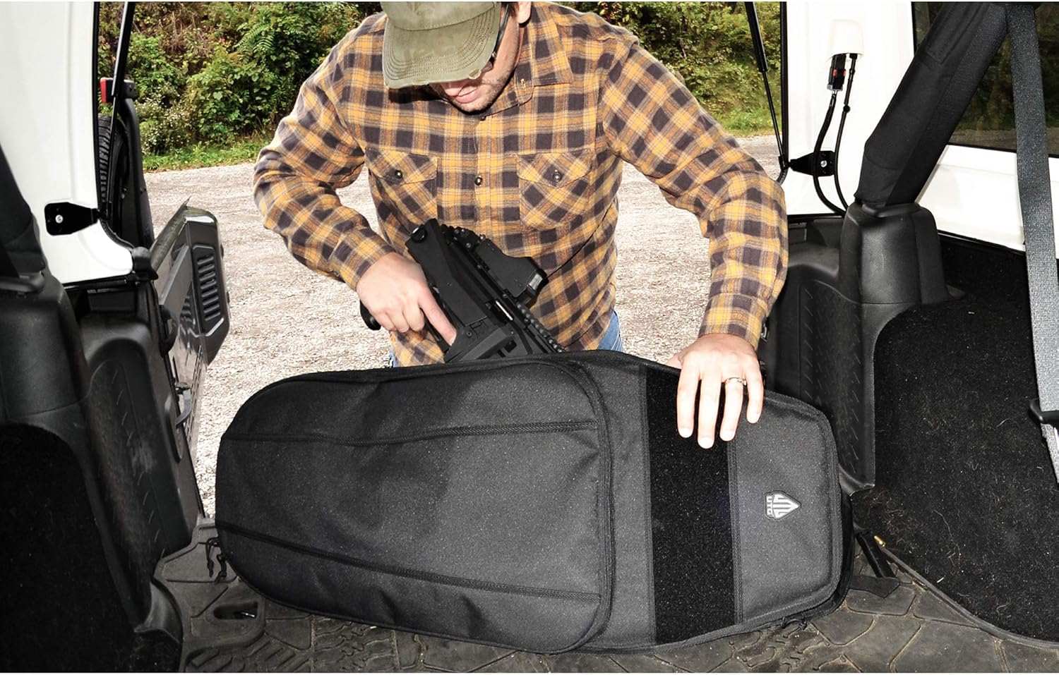 UTG 34" Alpha Battle Carrier Rapid Deployment Pack, Black (PVC-PSP34B)