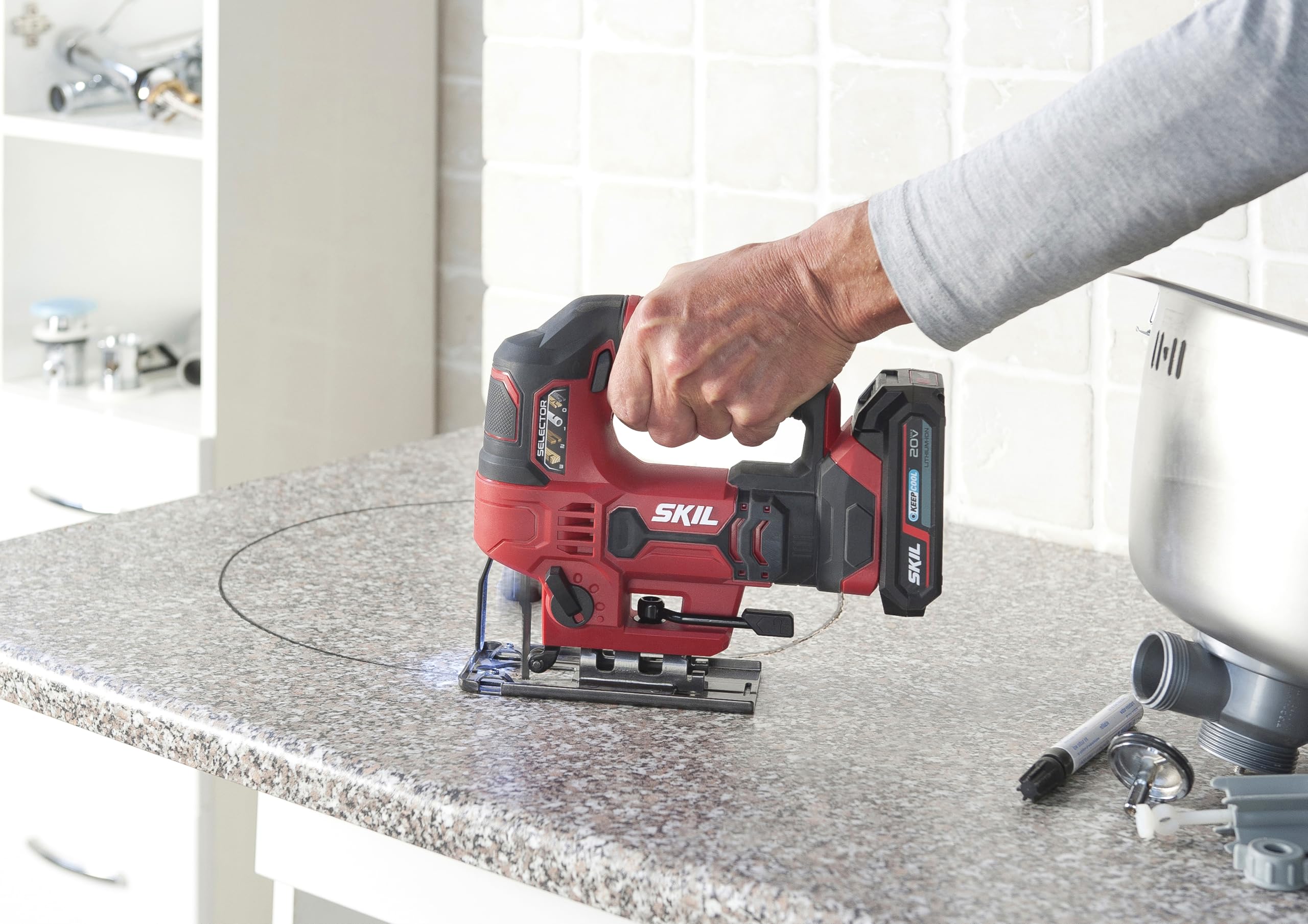 Sierra Caladora a batería 20V Max Skil 3420 CA (sin batería ni cargador)