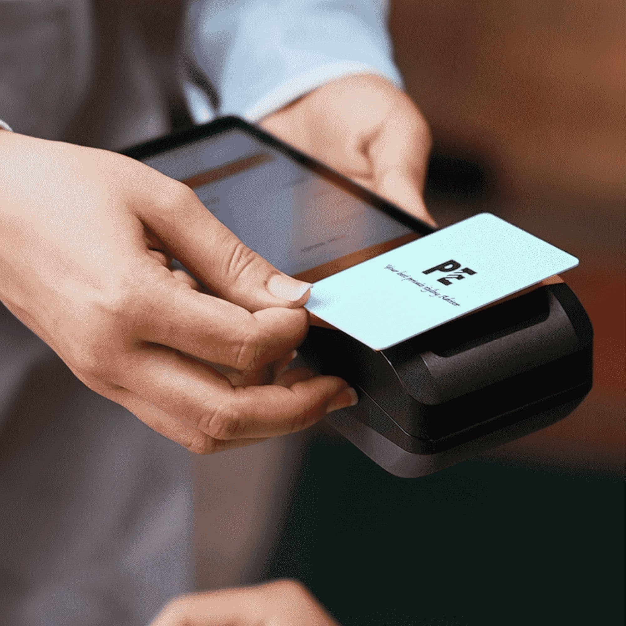 PDA Android 11 - SUNMI V2S - TPE Mobile et Terminal de Paiement Sans Contact - Imprimante Thermique 58mm pour Reçus et Étiquettes - WiFi, 4G, NFC et Bluetooth - Écran 5.5” HD