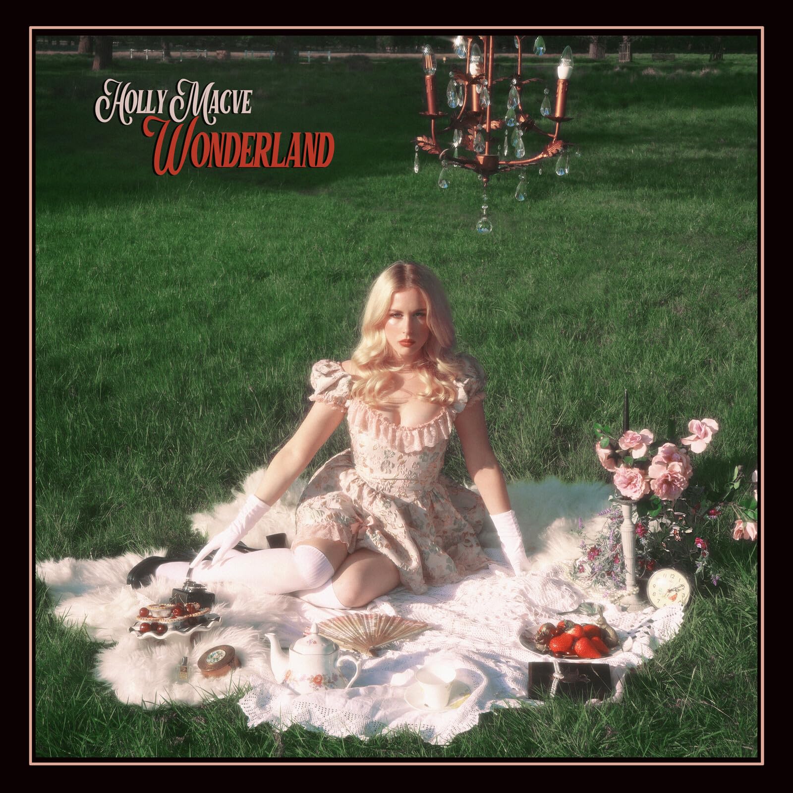 MACVE, Holly - Wonderland - CD