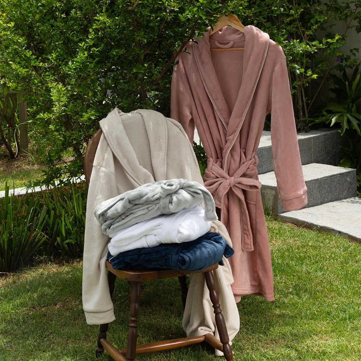 Camesa Roupão Neo Velour Flannel Aveludado 220g/m2 Tamanho P – Marinho em promoção! Veja a oferta e mais achadinhos de Moda íntima 8 Hoje é o melhor dia para comprar Camesa Roupão Neo Velour Flannel Aveludado 220g/m2 Tamanho P – Marinho com aquele preço maroto! Promoção! Aproveite a oferta! 8