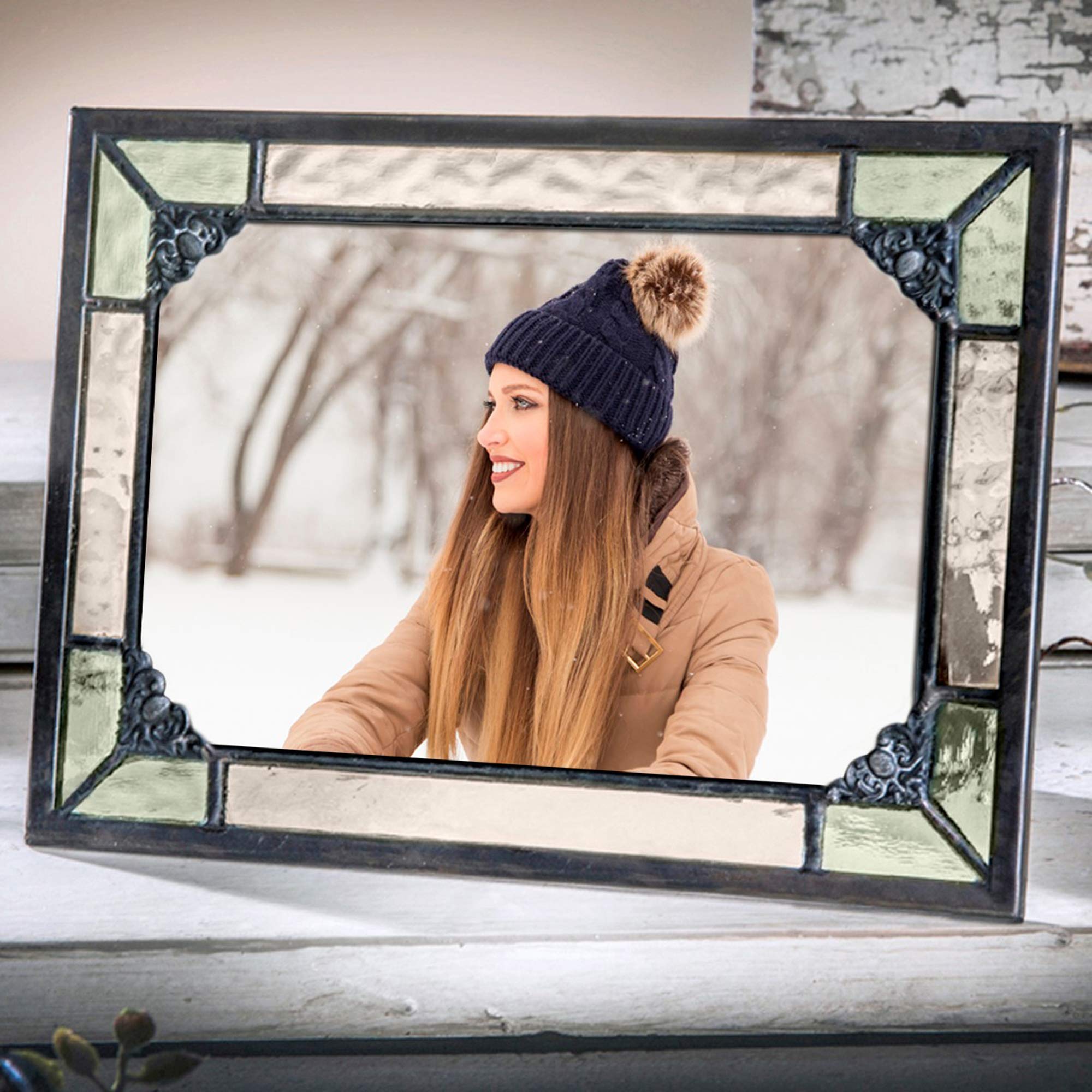 Amazon.com - J Devlin 4x6 Vintage Green Stained Glass Picture