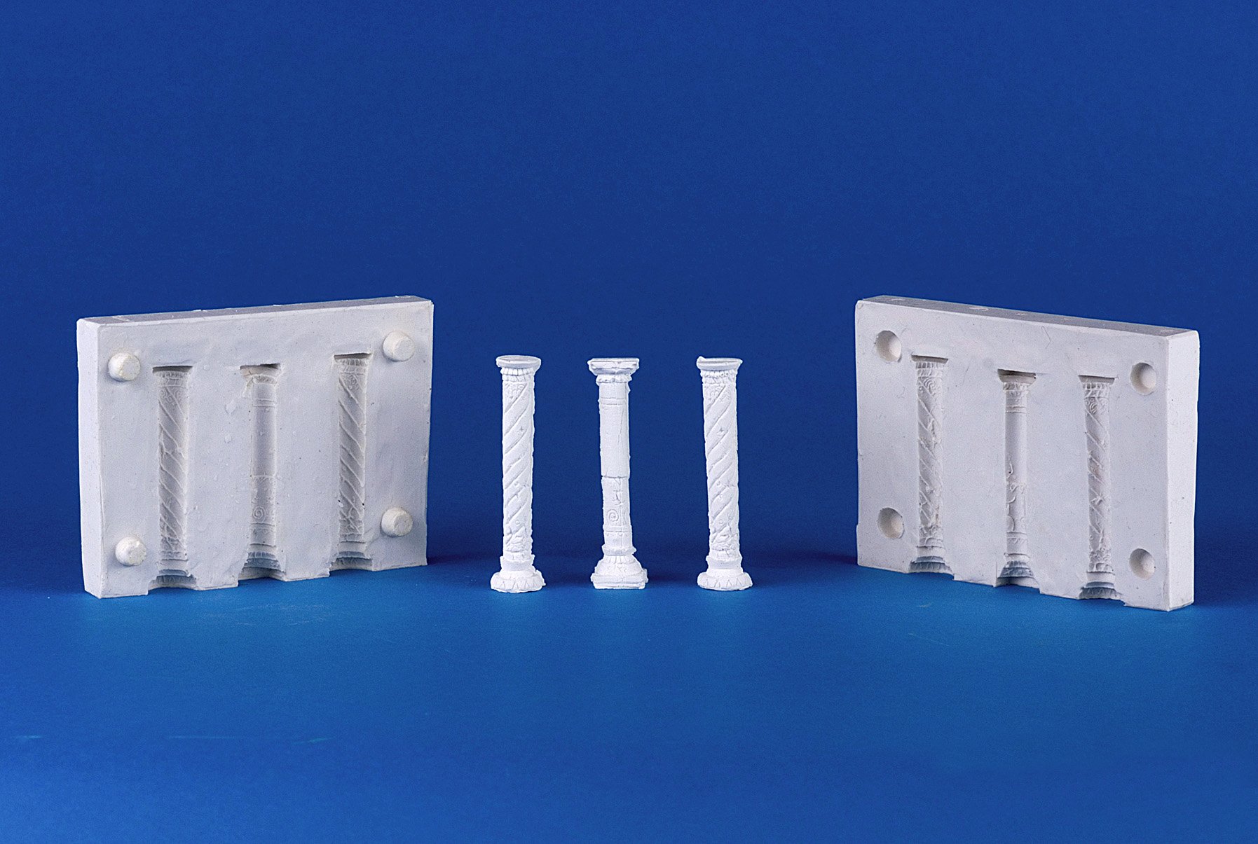 Moule en silicone 3 colonnes h 71 mm moule cire et résine époxy