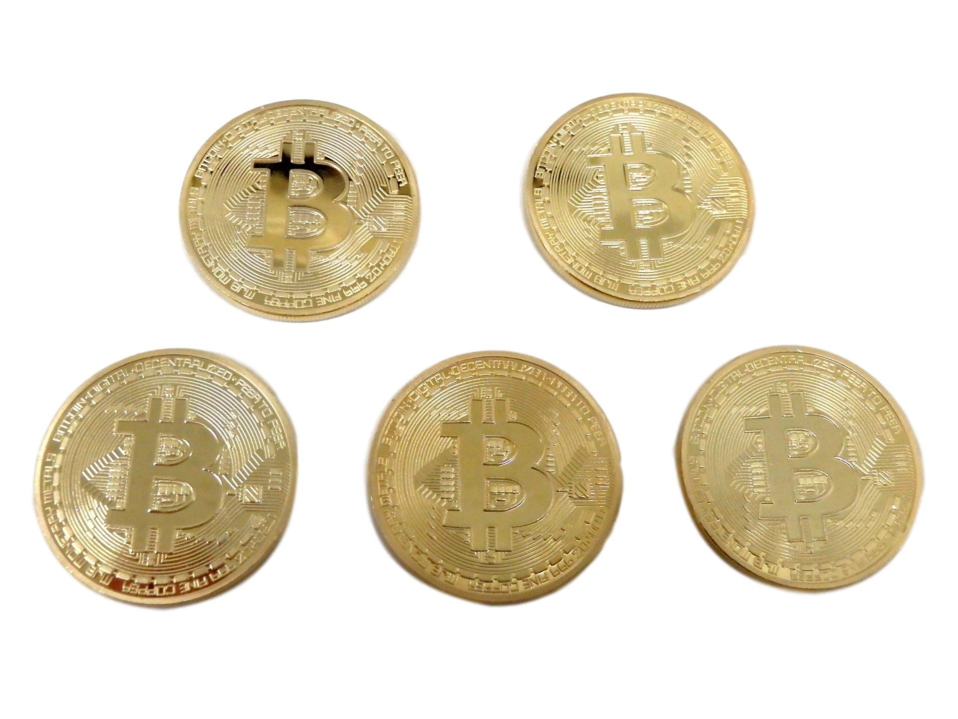 Amazon.co.jp: 仮想通貨 ビットコイン風 モーチーフ 5枚セット レプリカ (金色) : ホビー
