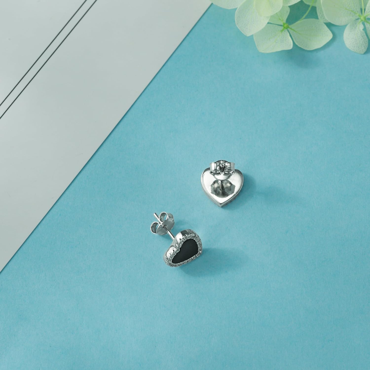 Four Leaf Clover Earrings 925 Sterling Silver for Women,Stud Earrings Jewelry with Black Onyx and Mother of Pearl,Elegant Gift for Her