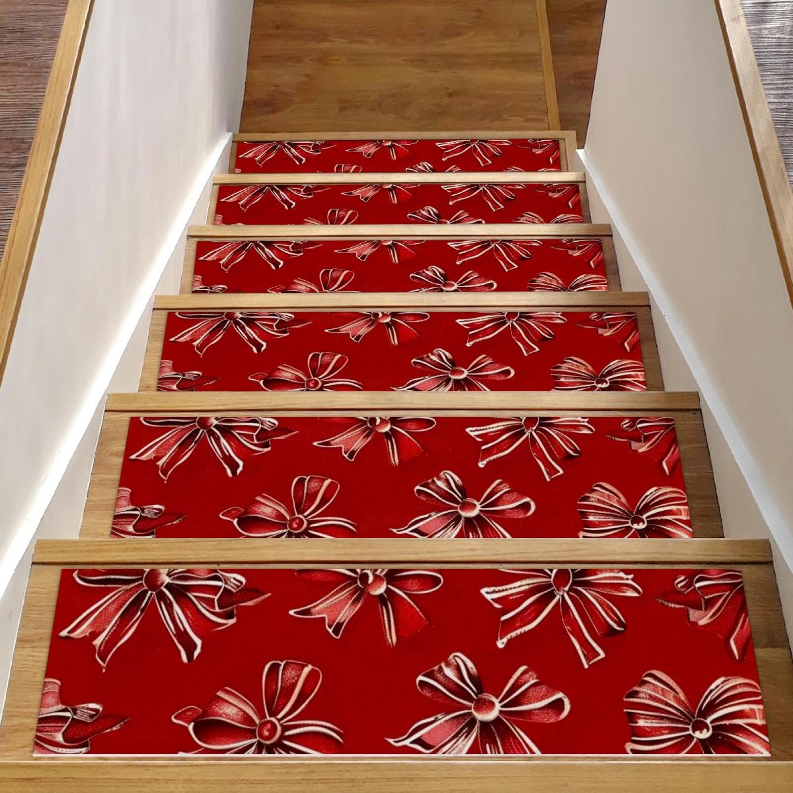 Evita resbalones con la alfombra antideslizante para escaleras interiores y perros