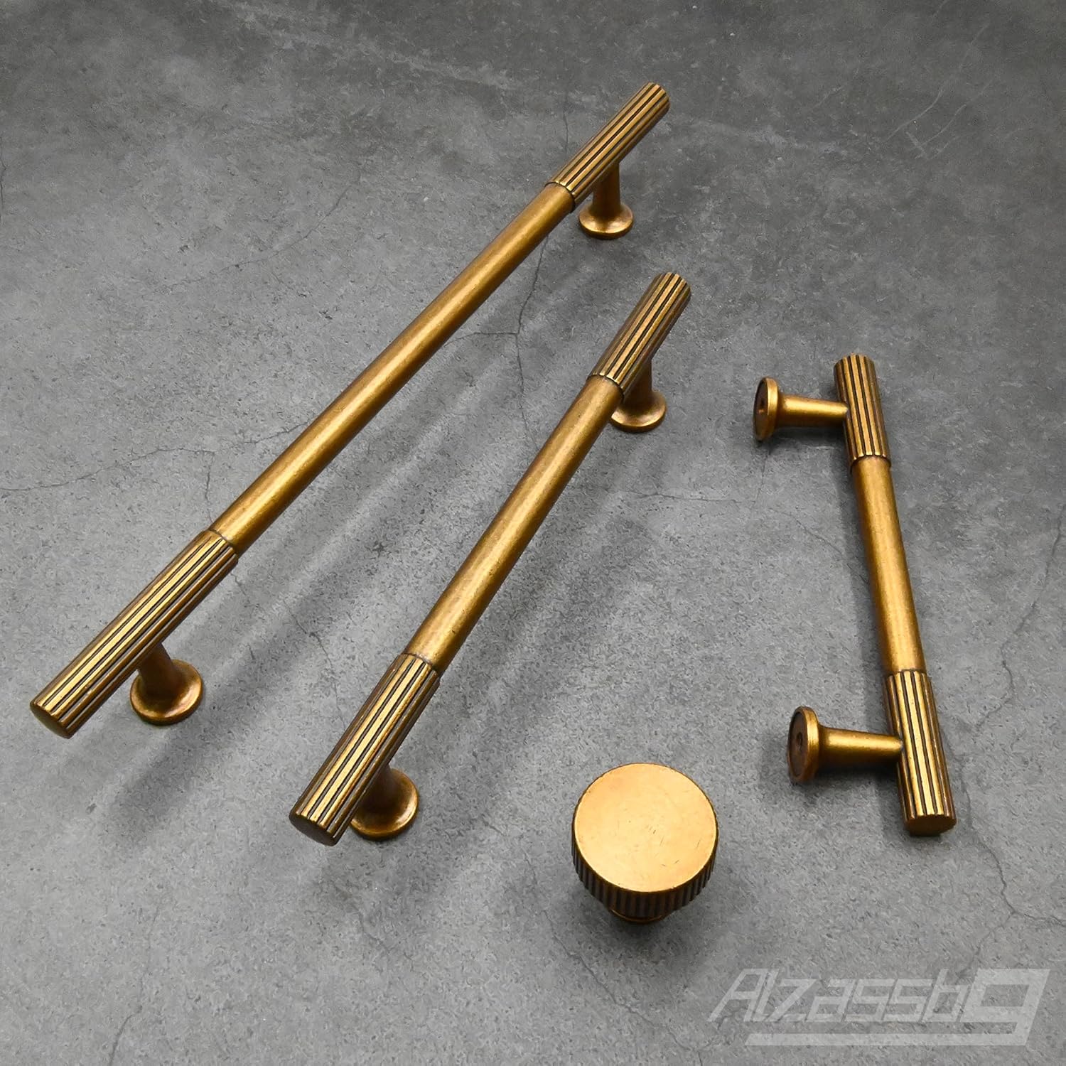 Alzassbg Cabinet Pulls, Antique Brass, Ridged Bar Handles, 3 Inch(76mm) Hole Centers, Kitchen Handles for cabinets, 10 Pack, AL3095AE