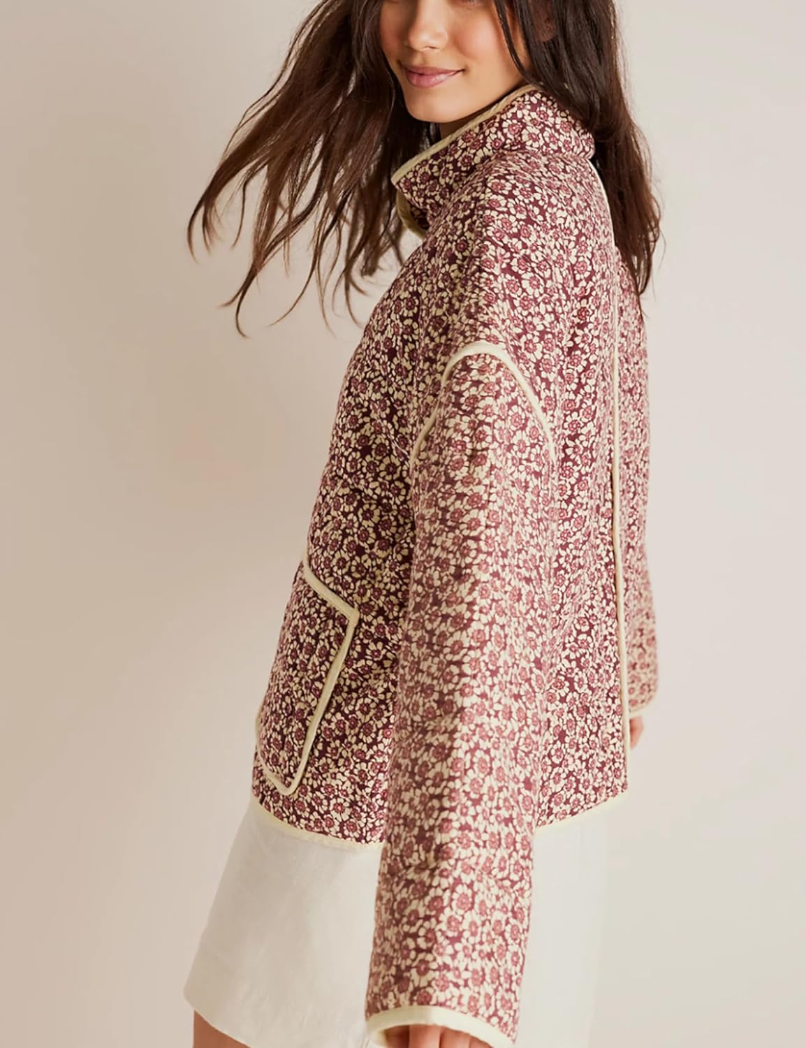 VAOYIU Women's Loose Retro Striped Quilted Jacket Stand Collar Cropped Puffer Outerwear Vintage Coat with Contrast Trim - Image 4