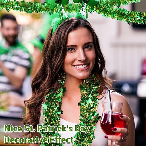 Miniatura 7 de Guirnalda de oropel de trébol verde de 32.8 pies x 4 pulgadas, guirnalda de oropel de trébol irlandés metálico para decoración de árbol colgante de