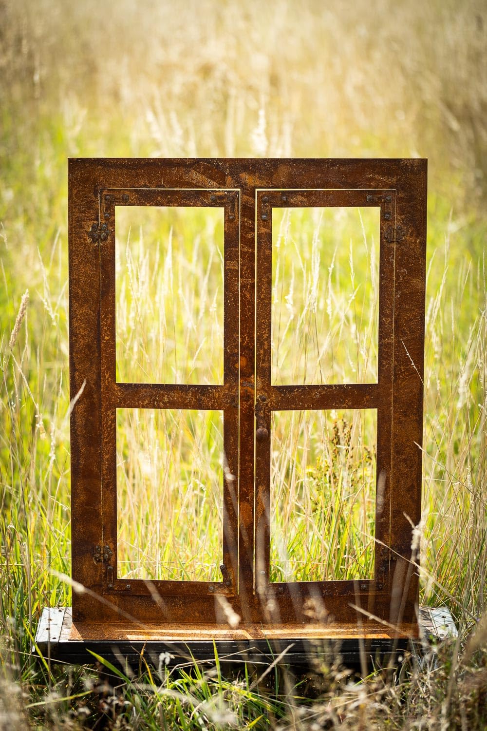 Bornhöft Gartendeko Fenster aus Metall im Rost-Design, 45cm x 60cm, Deko-Fenster Fensterrahmen Edelrost rostige Gartendekartion Eisen
