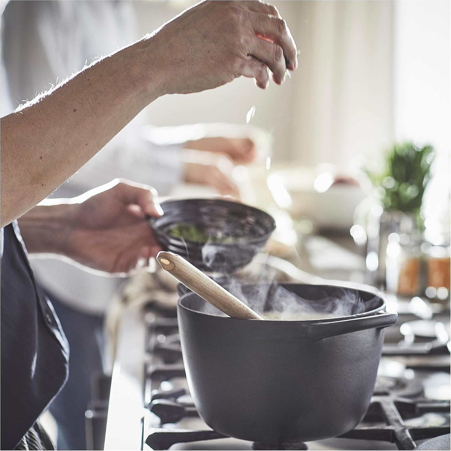 ProTuning VARDAGEN Pot with lid, enamelled cast iron matt/black, 3 l